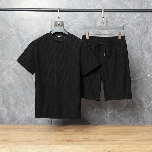 Fendi Men's Spring/Summer Casual Shorts - Stylish & Comfortable 1 Fendi Men’s Spring/Summer Casual Shorts – Stylish & Comfortable