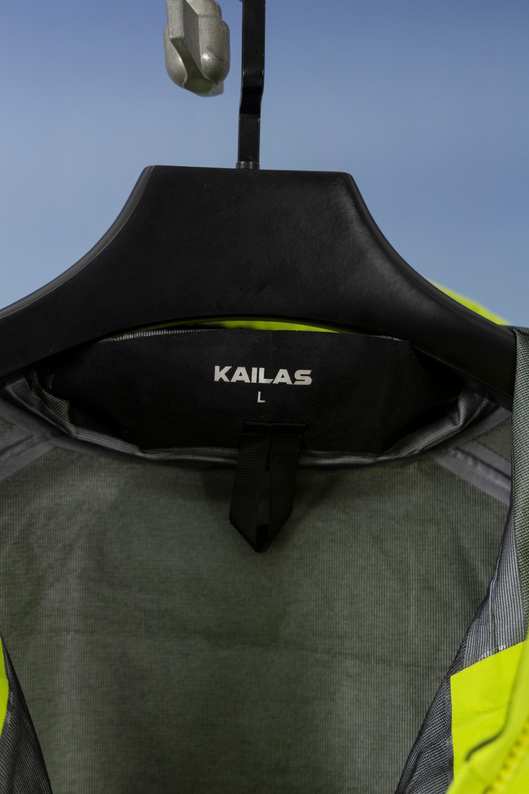 o 1j4mjg8rm1kujkof2ca1c3aht76