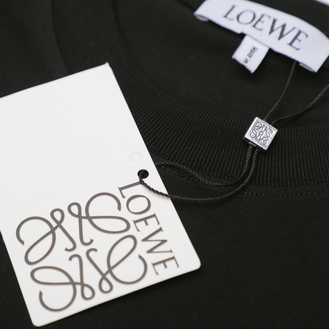 Loewe 罗意威 经典款 口袋立体压花短袖