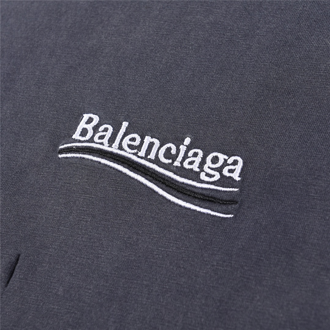 OVERSIZE 宽松版 巴黎世家Balenciaga 24ss经典款可乐刺绣洗水做旧磨边破坏短袖