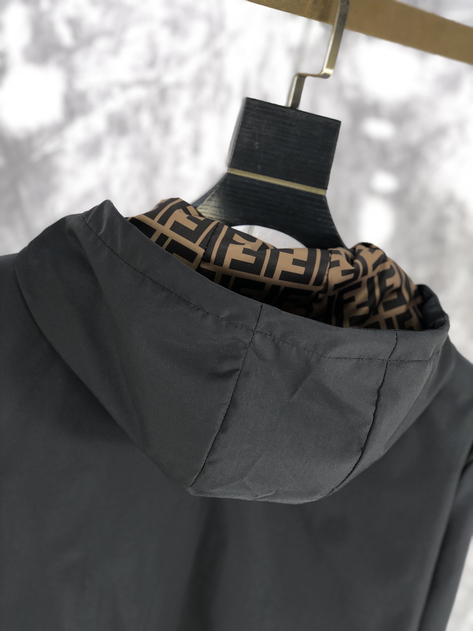 High-Quality Hood Jacket by F.D. Fendy: Stylish, Customizable, and Comfortable - 图片 8
