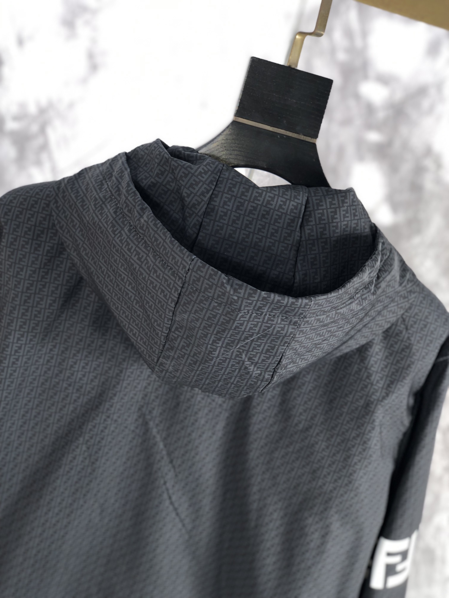 High-Quality Hood Jacket by F.D. Fendy 2025 – Classic Style, Premium Fabric, Stylish Fit - 图片 9
