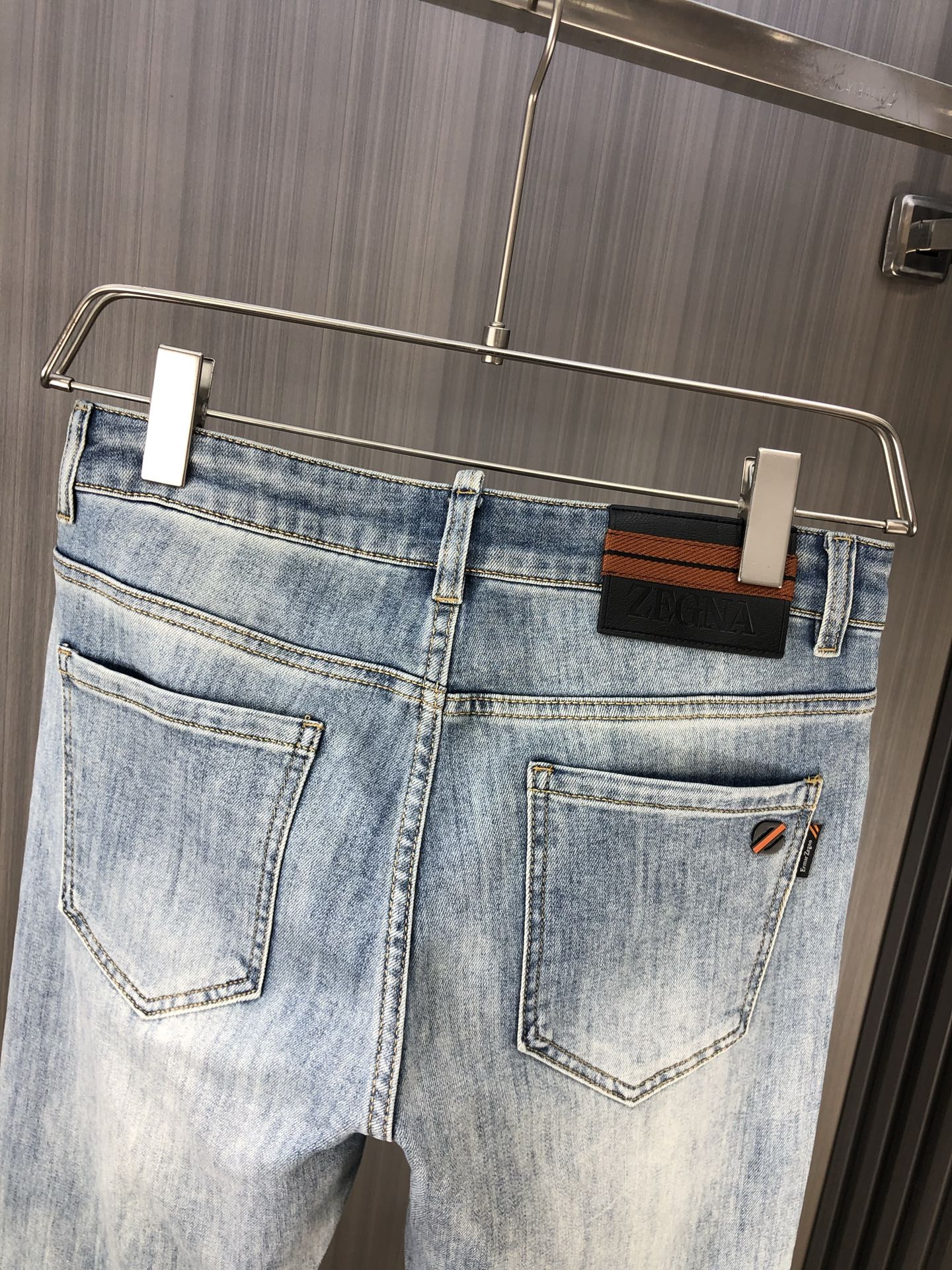 Zegna Men's Light Wash Denim Jeans - Soft, Comfortable, and Stylish 9 i1747218447759 5620 0 7