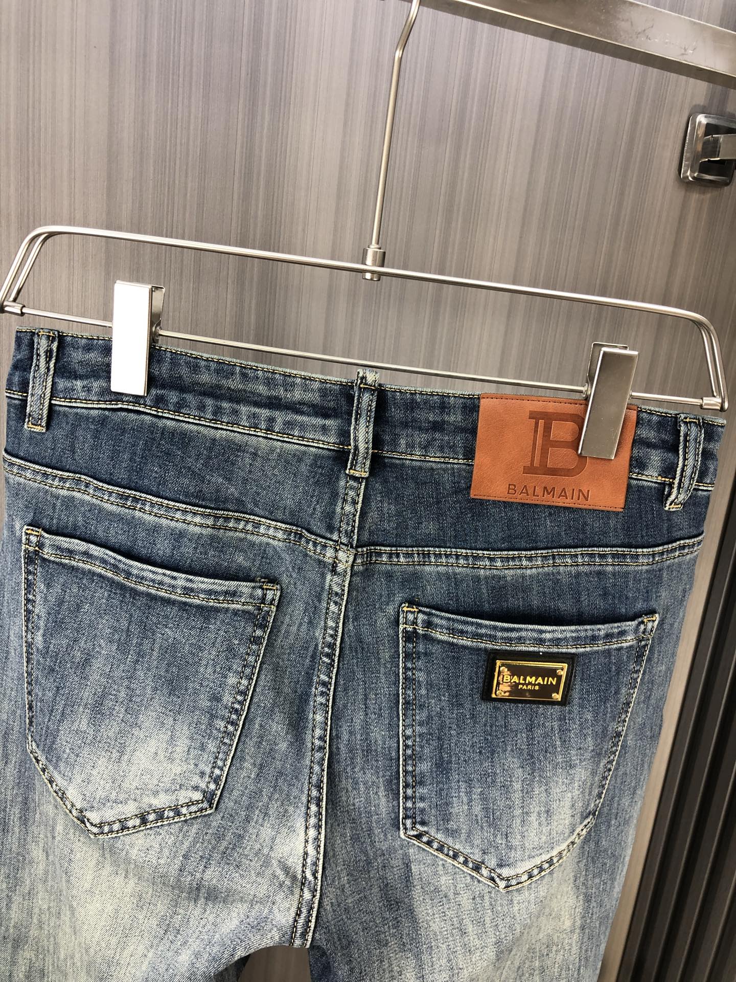 Balmain Men's 2025 Spring/Summer Jeans - Washed Denim, Soft & Comfortable 8 i1747218531280 3411 0 6