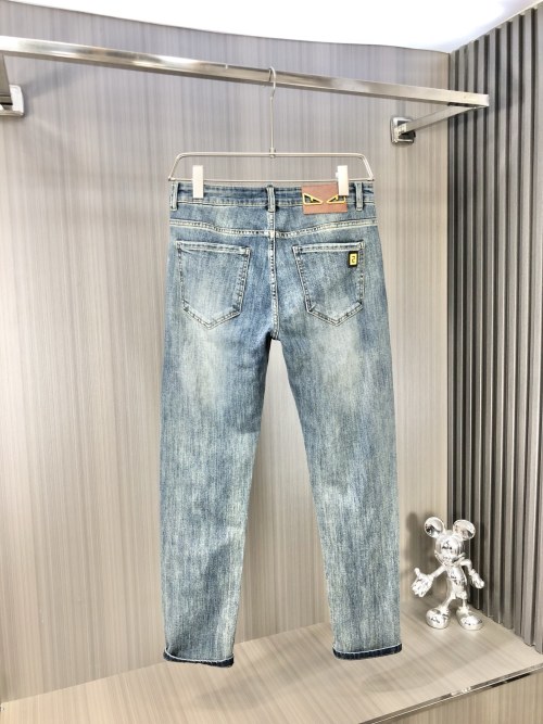 Fendi Men's 2025 Spring/Summer Washed Denim Jeans - Soft & Comfortable 1 Fendi Men's 2025 Spring/Summer Washed Denim Jeans - Soft & Comfortable