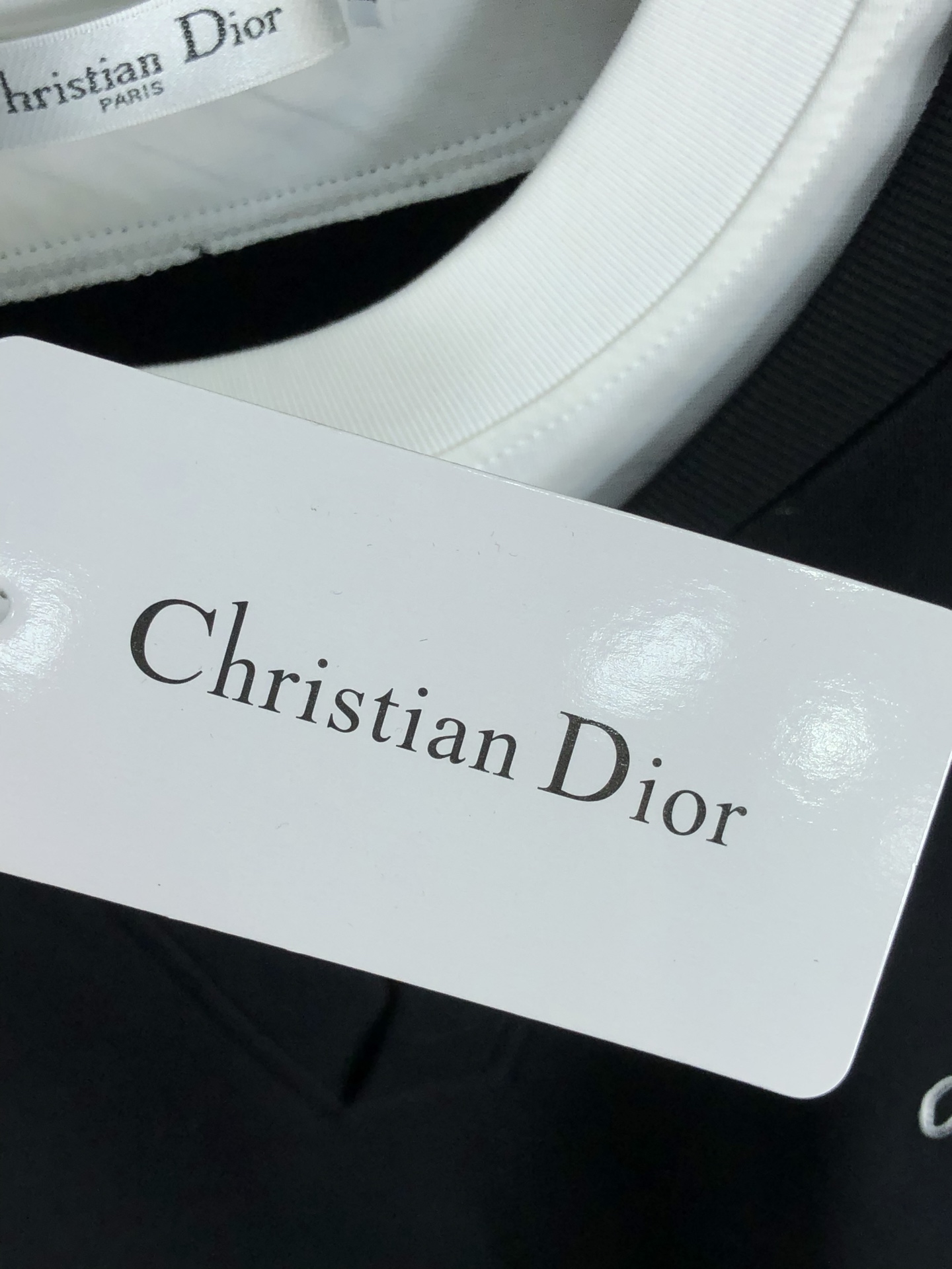 。Dior。2025秋冬新款字母logo针织棉卫衣T恤 渠道精品！都市系列产物，奢华程度满分的字母log