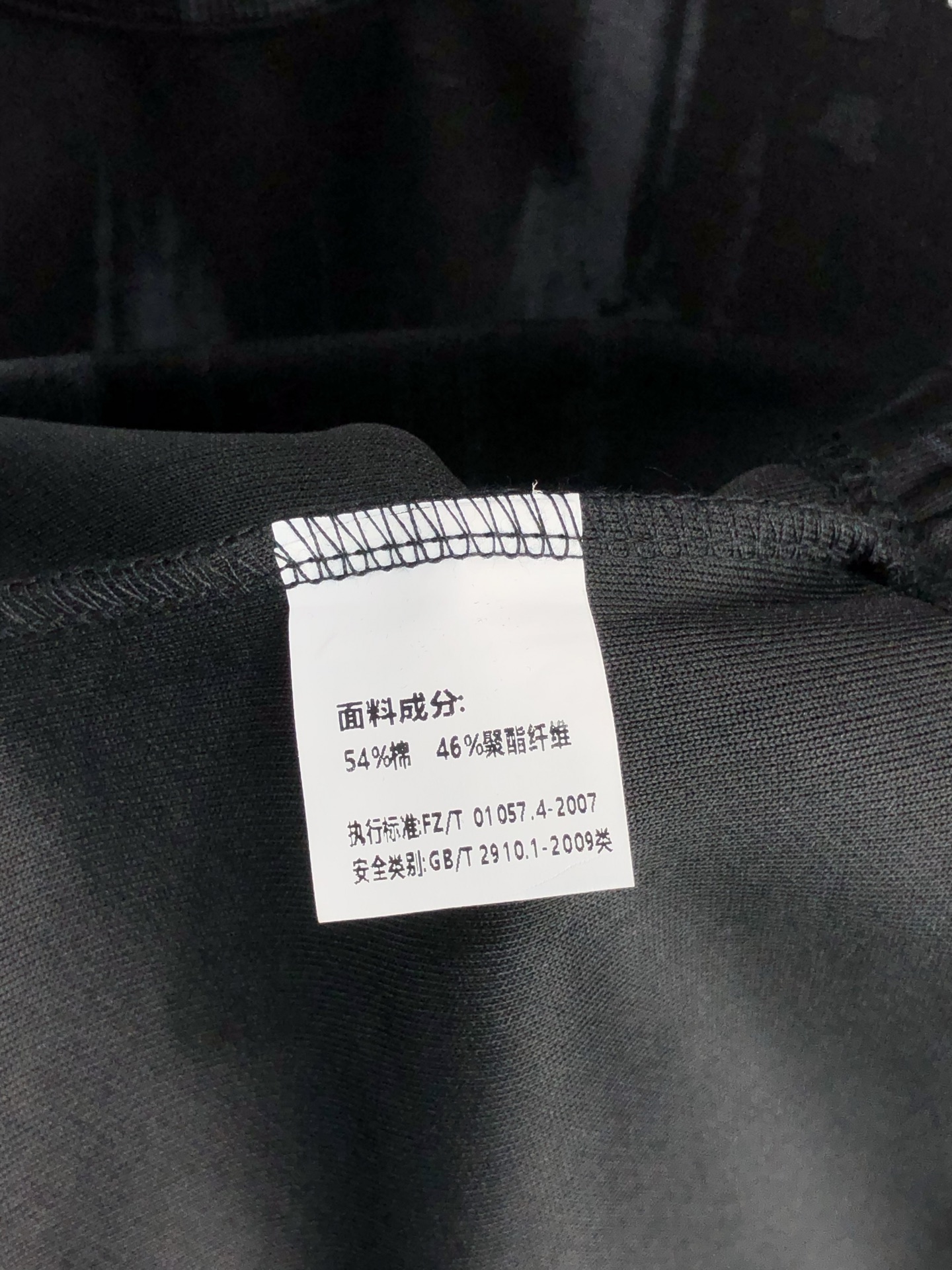 。纪梵希。2025秋冬新款字母logo针织棉卫衣T恤 渠道精品！都市系列产物，奢华程度满分的字母logo