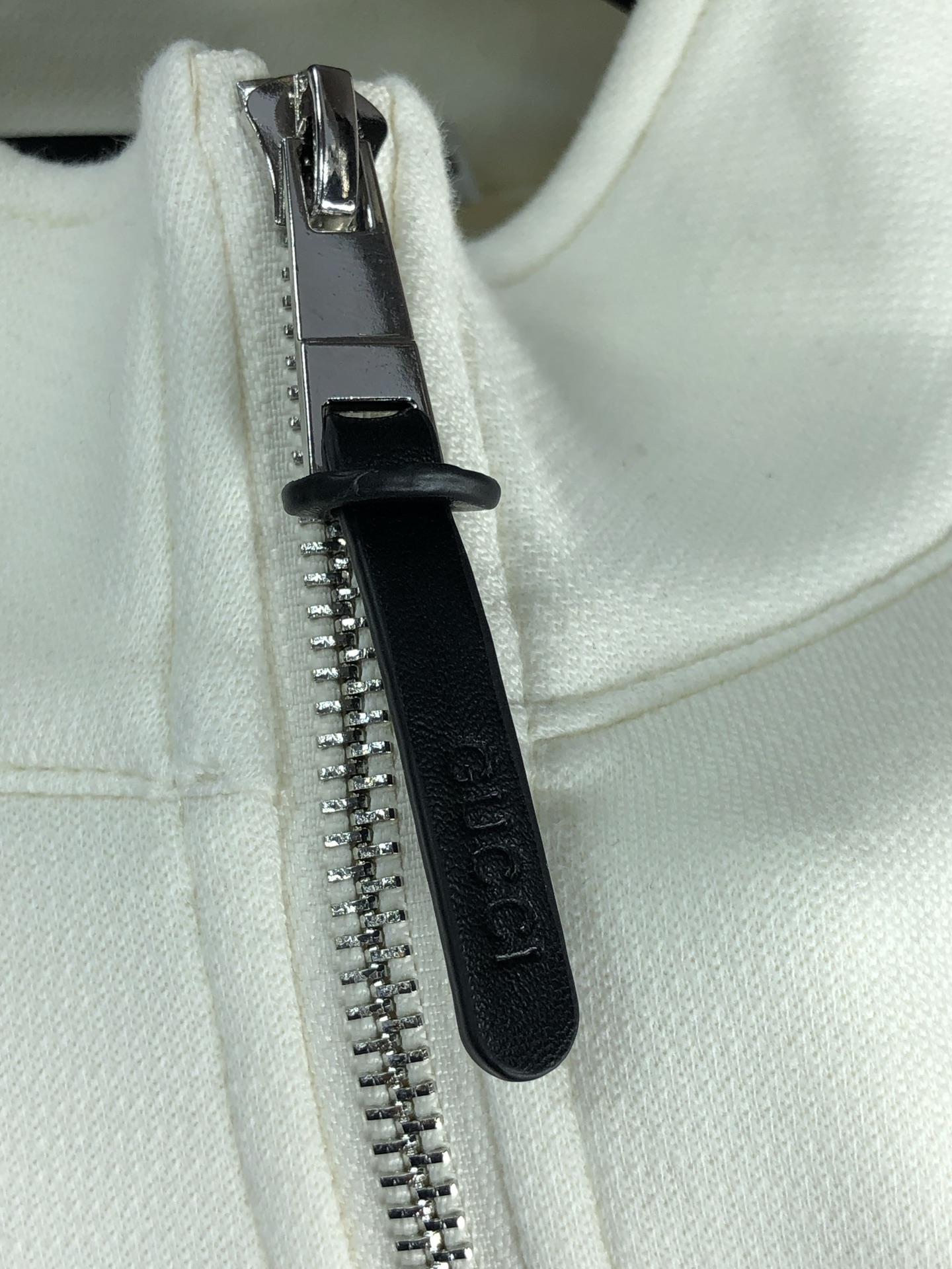 。Gucci。2025秋冬新款字母logo针织棉卫衣T恤 渠道精品！都市系列产物，奢华程度满分的字母lo