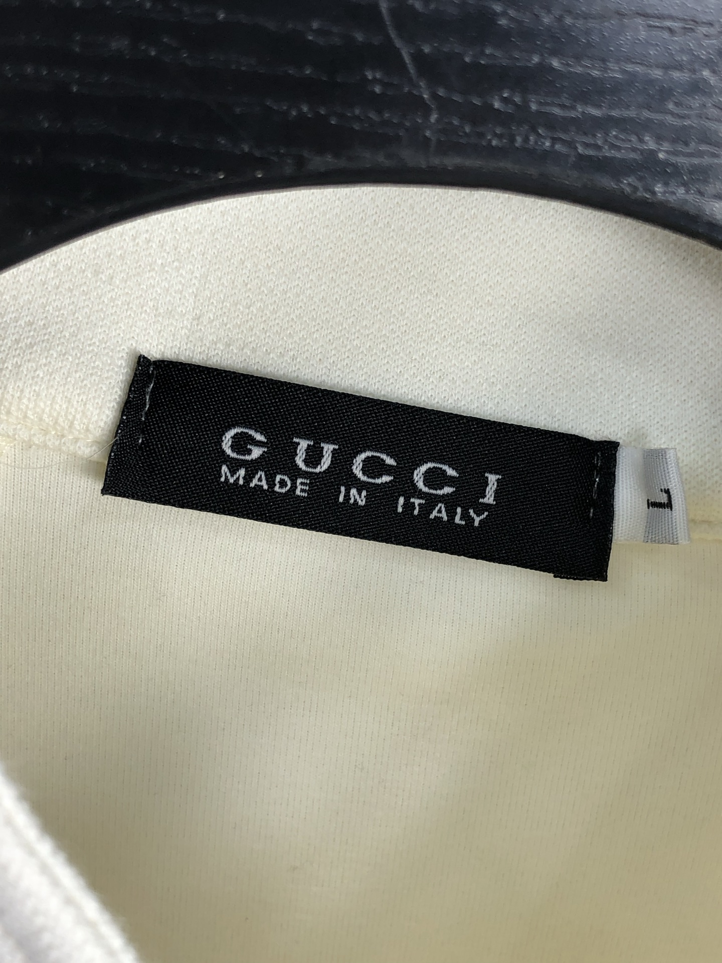 。Gucci。2025秋冬新款字母logo针织棉卫衣T恤 渠道精品！都市系列产物，奢华程度满分的字母lo