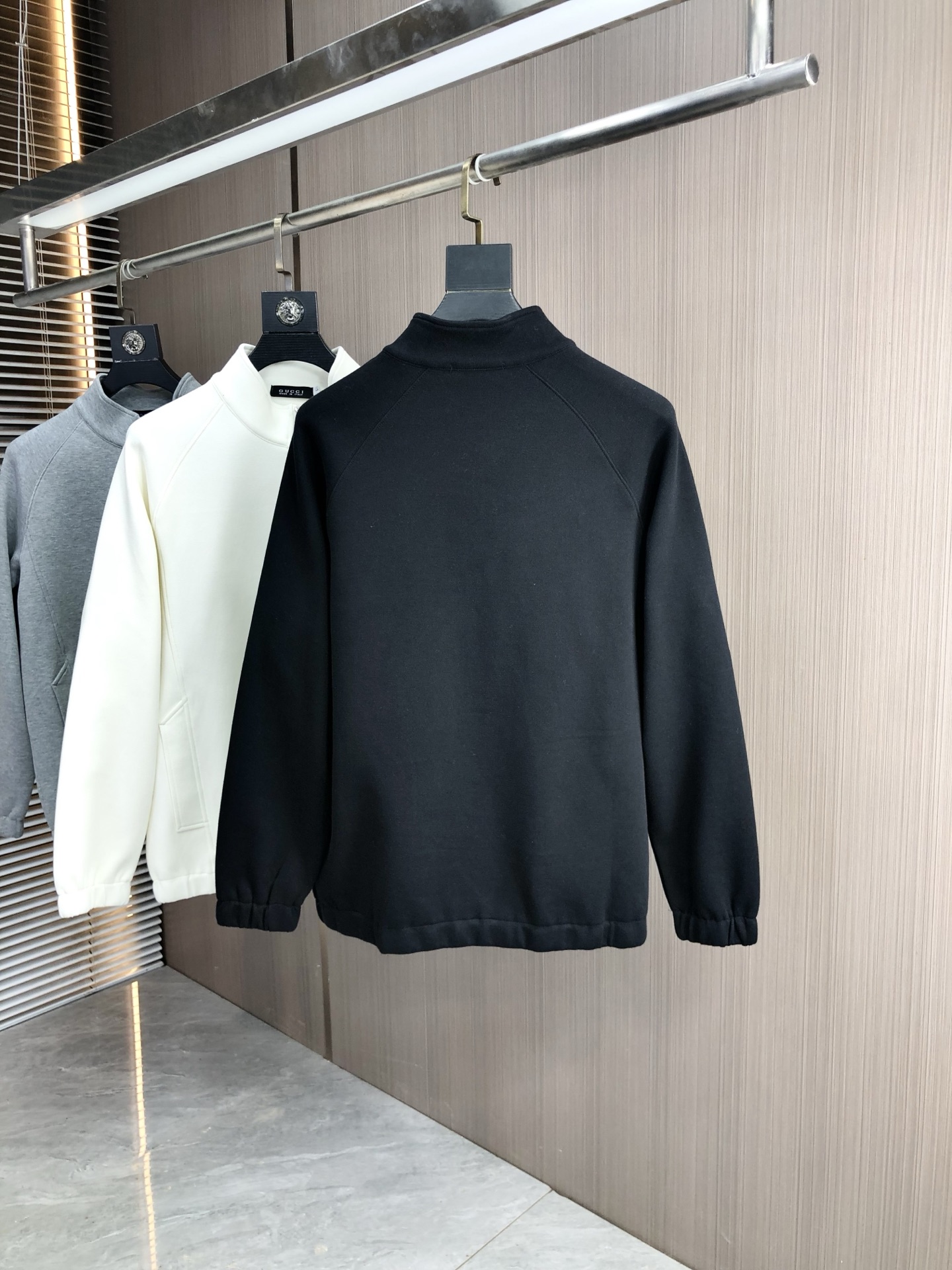 。Gucci。2025秋冬新款字母logo针织棉卫衣T恤 渠道精品！都市系列产物，奢华程度满分的字母lo