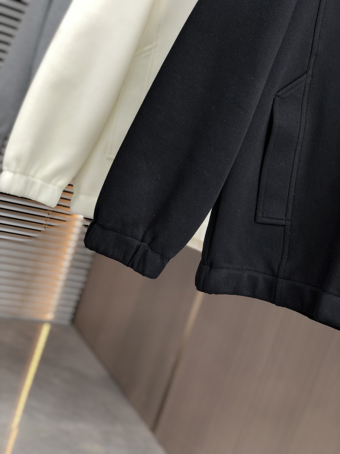 。Gucci。2025秋冬新款字母logo针织棉卫衣T恤 渠道精品！都市系列产物，奢华程度满分的字母lo