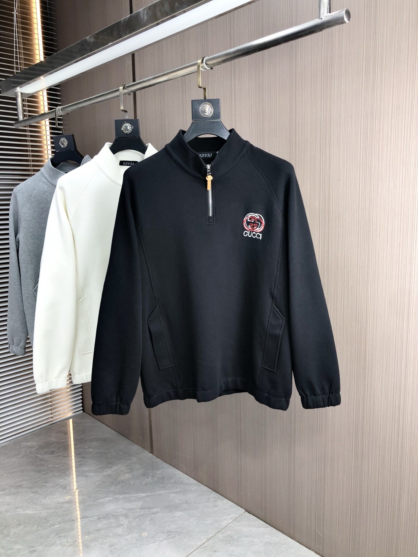 。Gucci。2025秋冬新款字母logo针织棉卫衣T恤 渠道精品！都市系列产物，奢华程度满分的字母lo