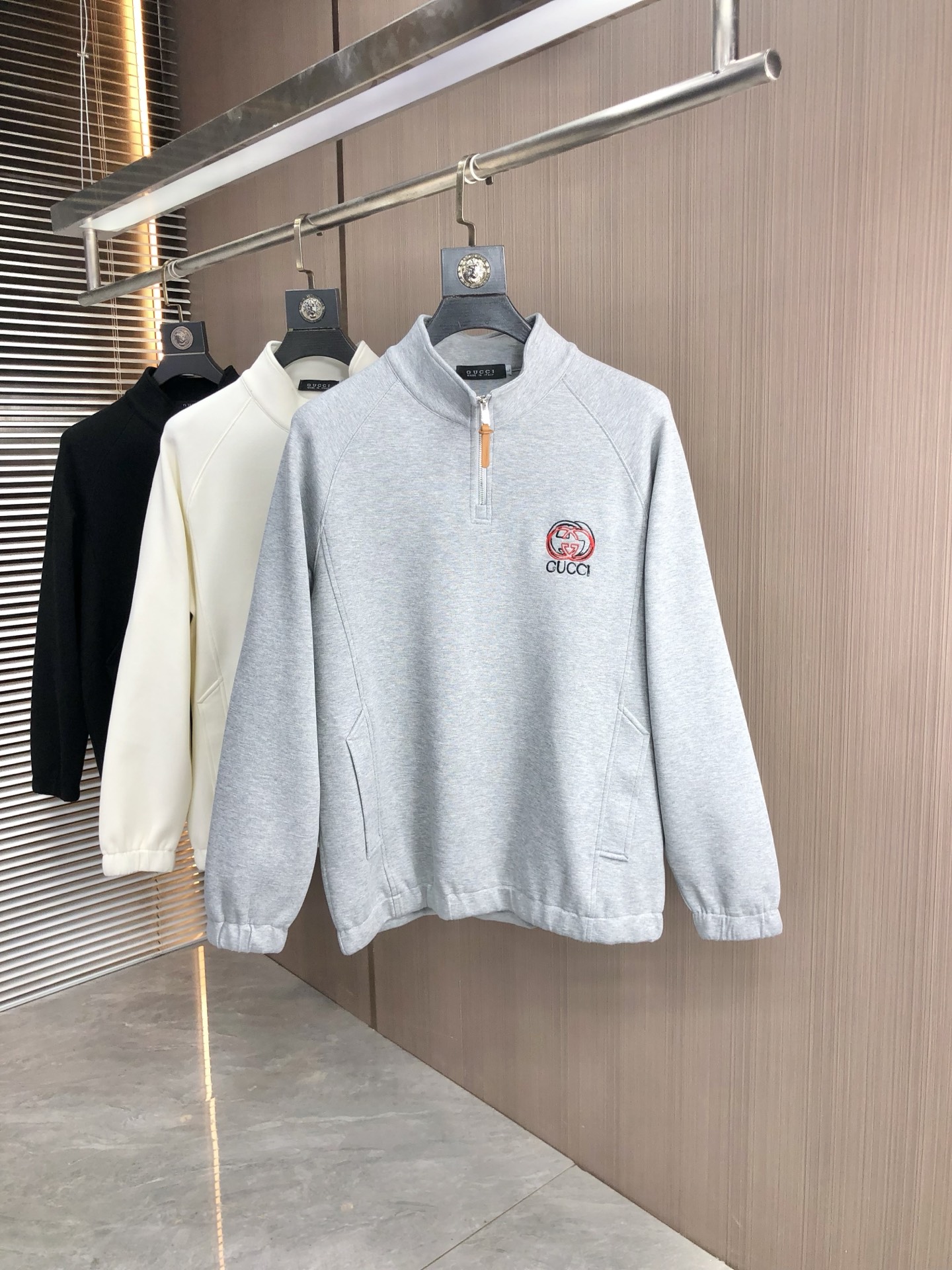 。Gucci。2025秋冬新款字母logo针织棉卫衣T恤 渠道精品！都市系列产物，奢华程度满分的字母lo