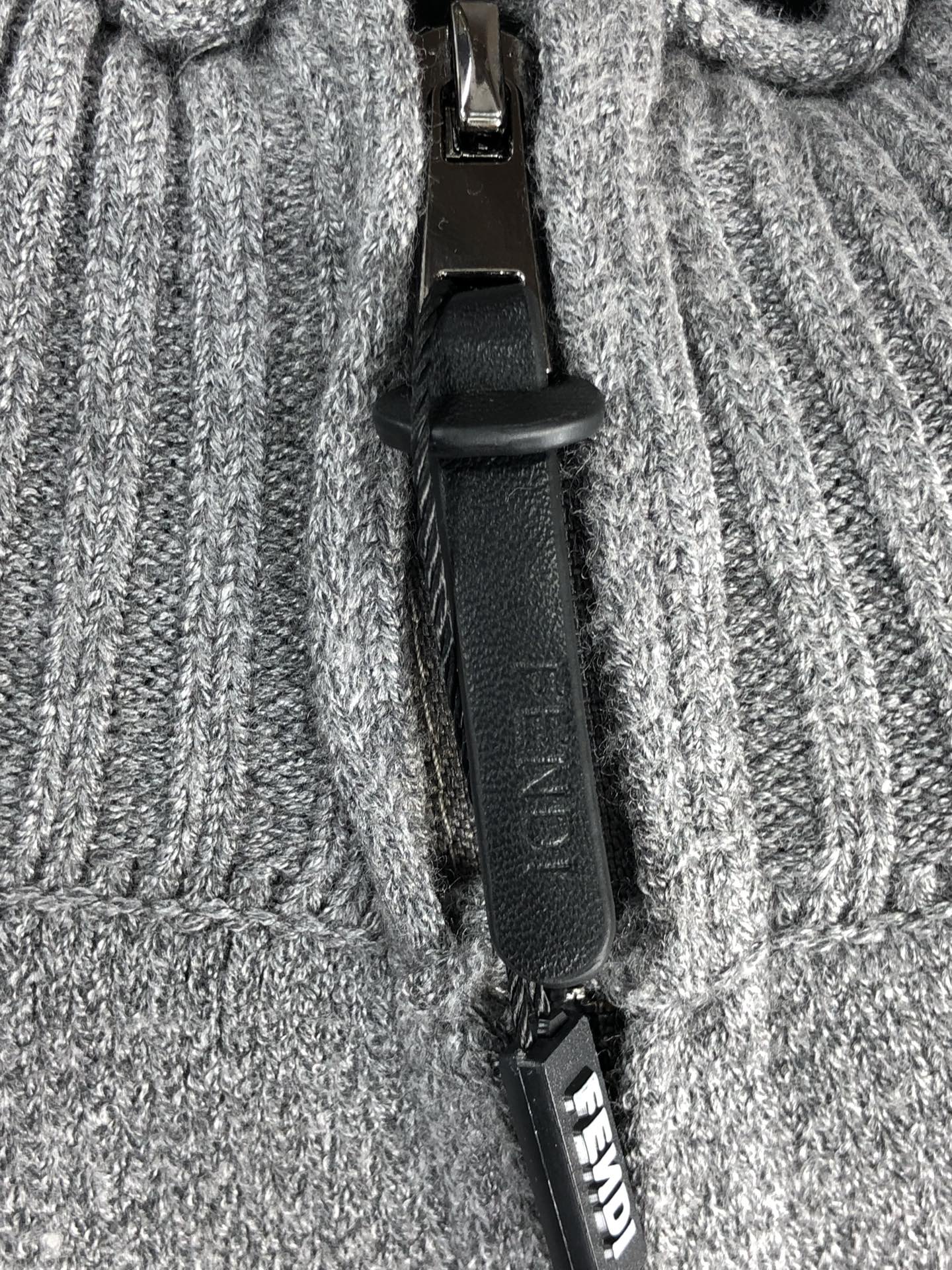 。芬迪。2025秋冬针织毛衣连帽开衫顶级进口针织棉面料 采用进口编织机制造 亲肤不扎身 不起球 手感很柔