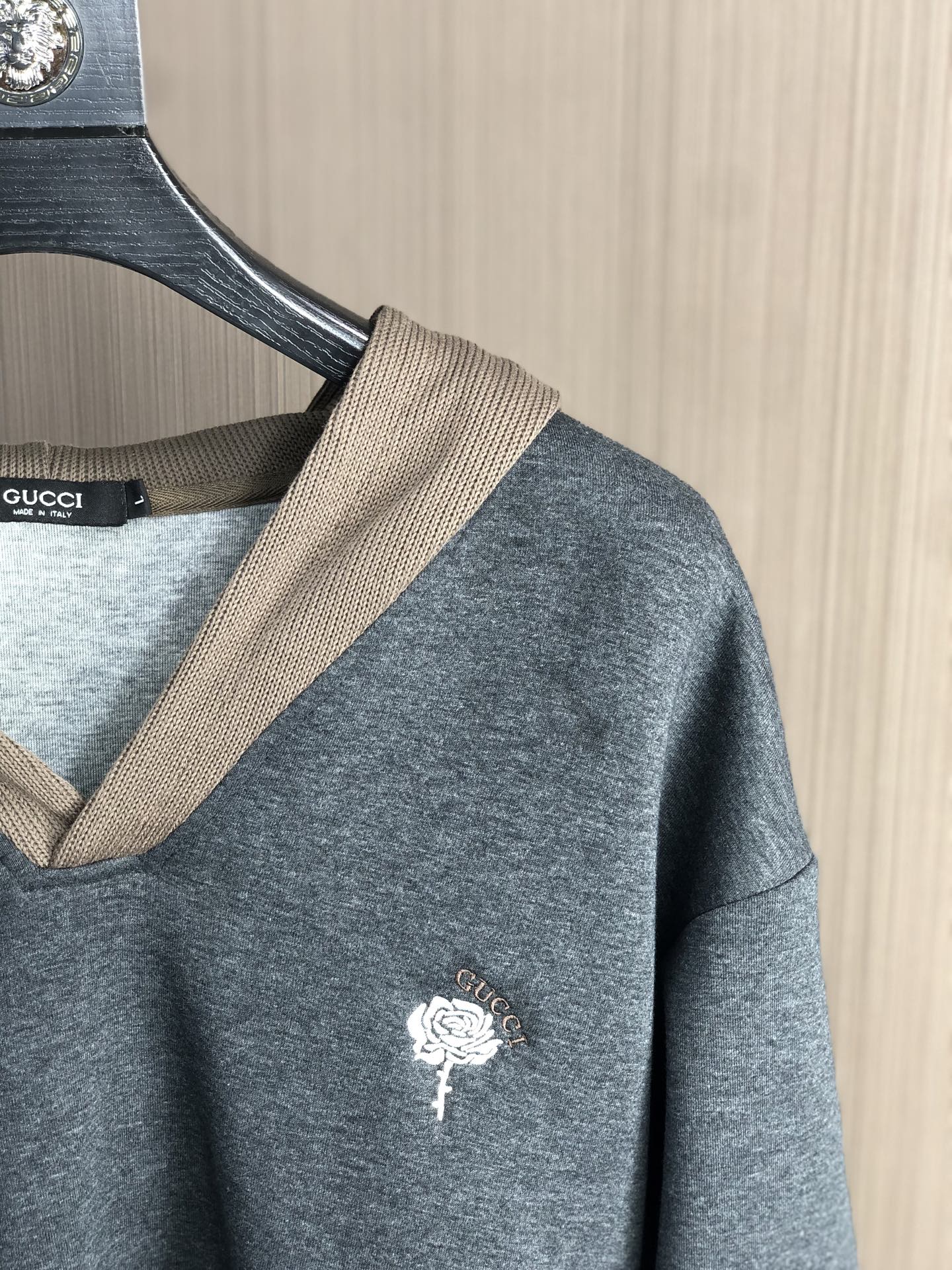 。Gucci。2025秋冬新款字母logo针织棉卫衣T恤 渠道精品！都市系列产物，奢华程度满分的字母lo