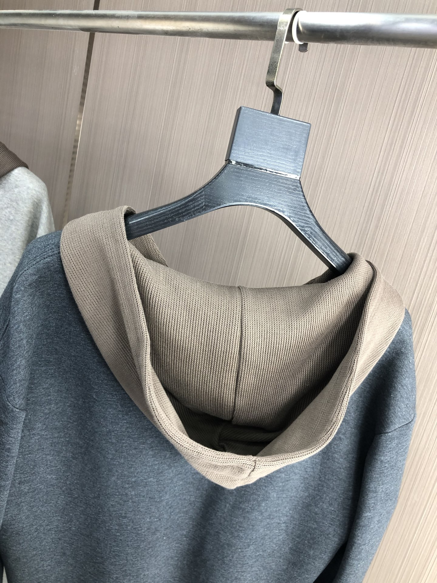 。Gucci。2025秋冬新款字母logo针织棉卫衣T恤 渠道精品！都市系列产物，奢华程度满分的字母lo