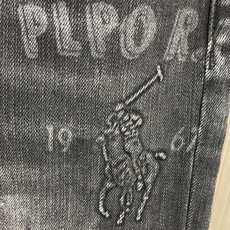 。Polo。2025秋冬高级时装感,超柔牛仔面料 , 浅色洗水牛仔裤。面料很特殊,超细精仿棉纱混纺,超柔 。Polo。2025秋冬高级时装感,超柔牛仔面料 , 浅色洗水牛仔裤。面料很特殊,超细精仿棉纱混纺,超柔