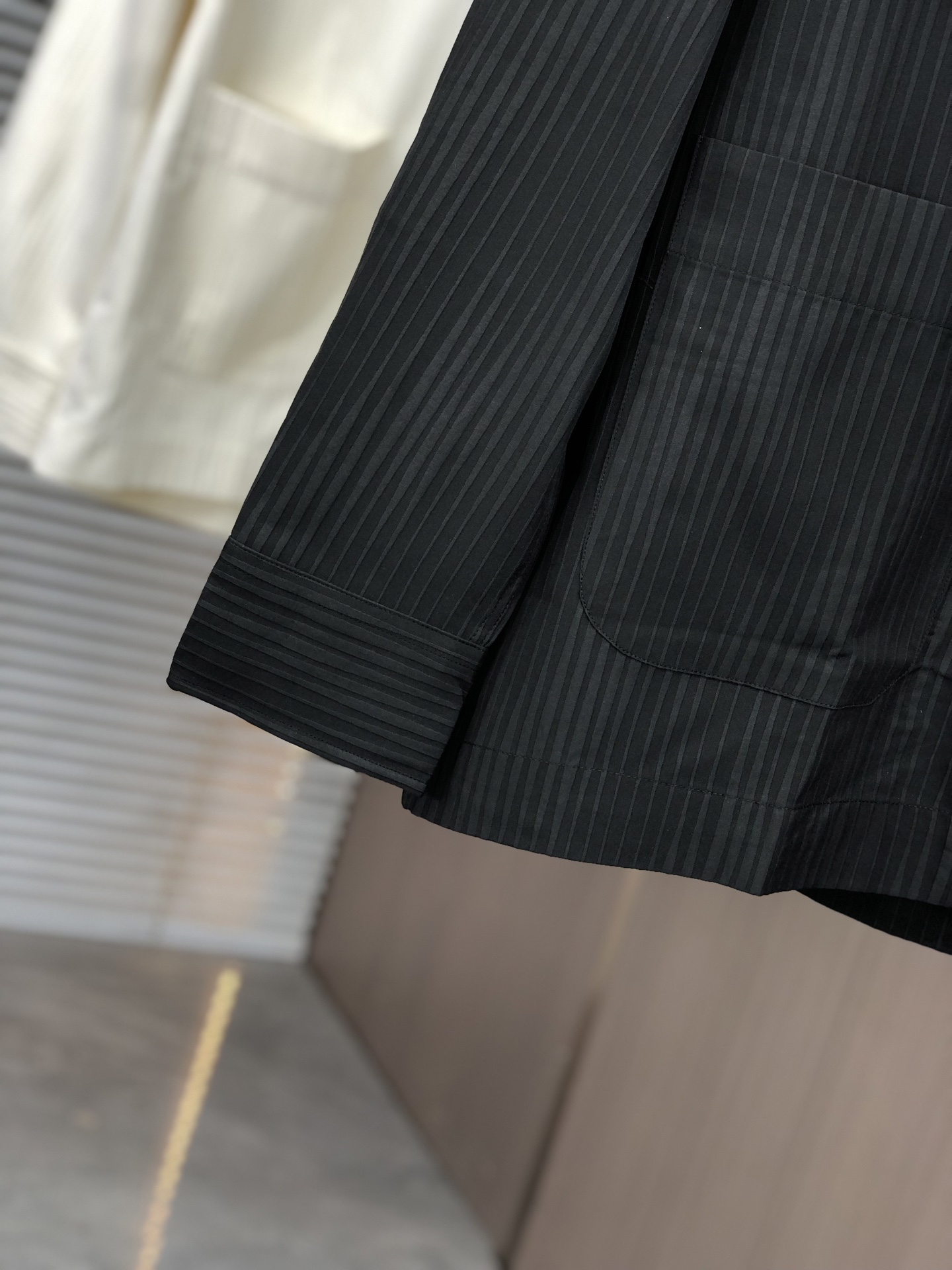 。普拉达。四季款时尚新品👔男士长袖衬衣 同步👍🏼采用高档顶级面料  绝不起球 舒适精致，上身效果极佳  