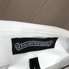 。克罗心。四季款时尚新品👔男士长袖衬衣 同步👍🏼采用高档顶级面料 绝不起球 舒适精致,上身效果极佳 。克罗心。四季款时尚新品👔男士长袖衬衣 同步👍🏼采用高档顶级面料 绝不起球 舒适精致,上身效果极佳