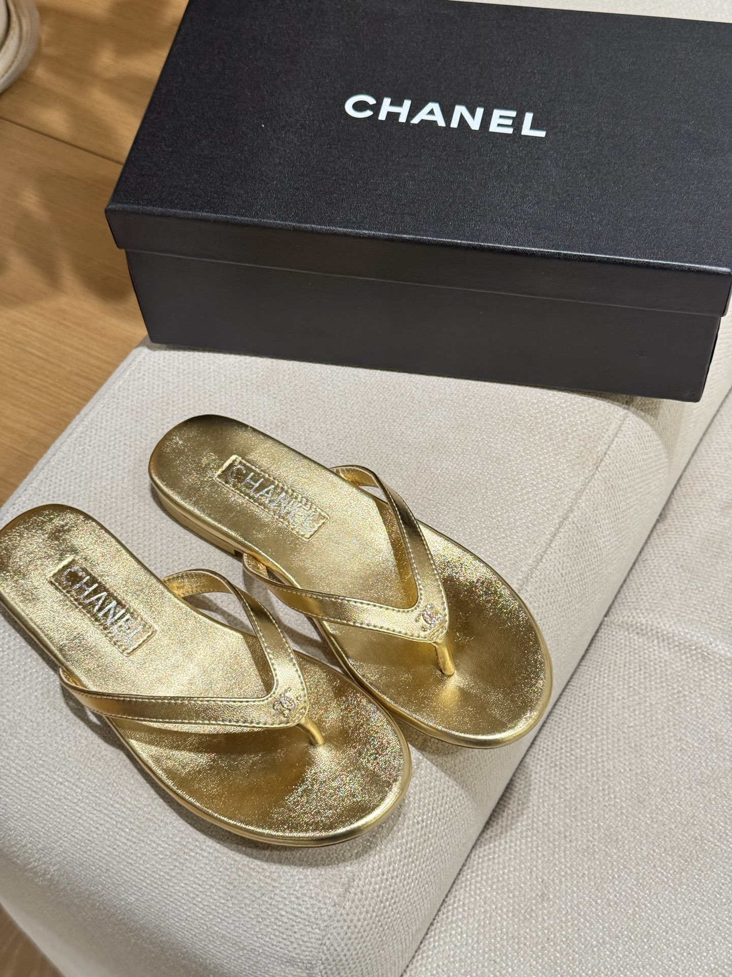 CHANEL Chanel 24s chanclas para mantener sus propios modelos, fibras vegetales importados Parte infe