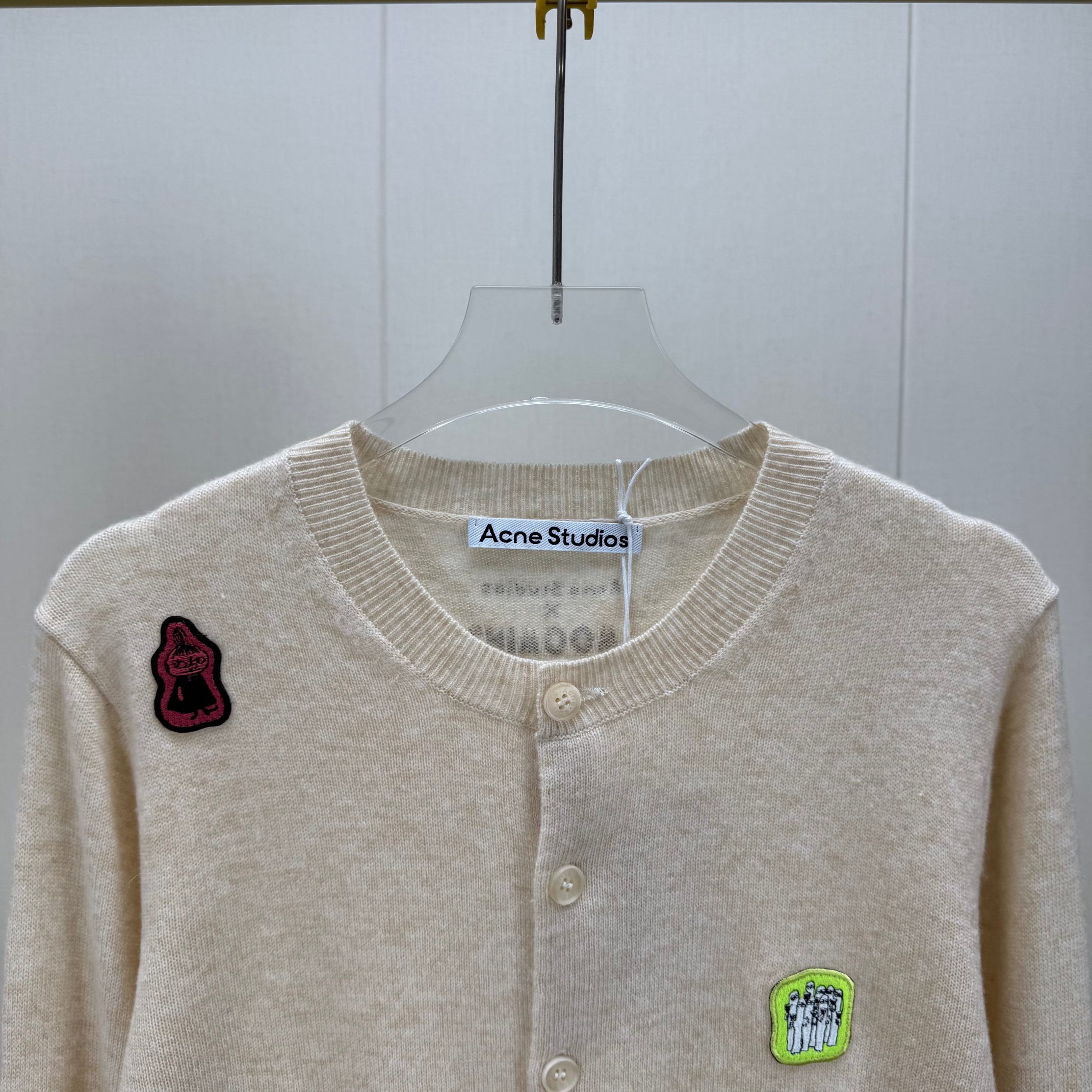 High-End Women’s Suit: AC25 New Winter Knits in Scrambling Style - 图片 3
