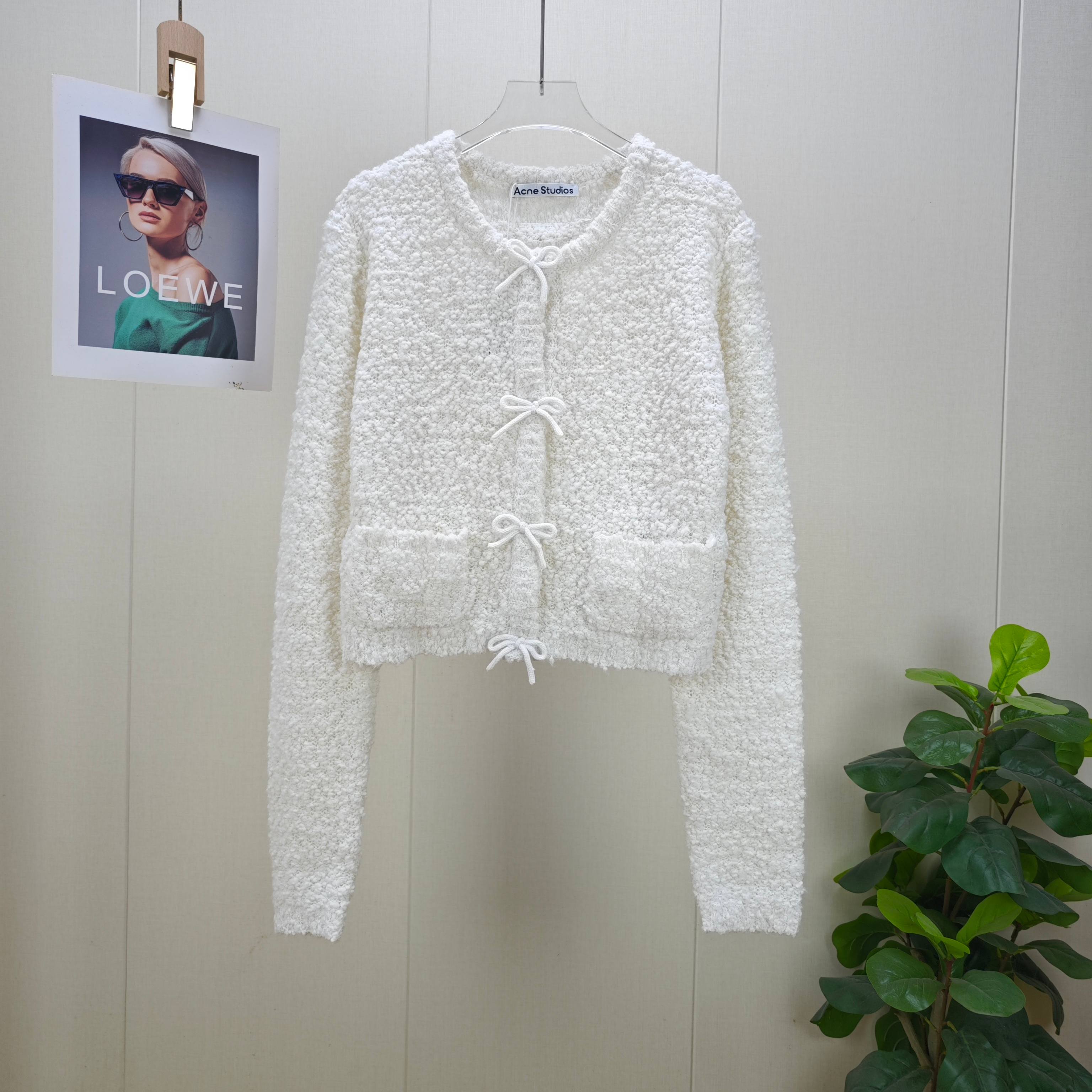 2025 New High-End Women’s Suit with Handmade Embroidered Butterflies in Mi White - 图片 1