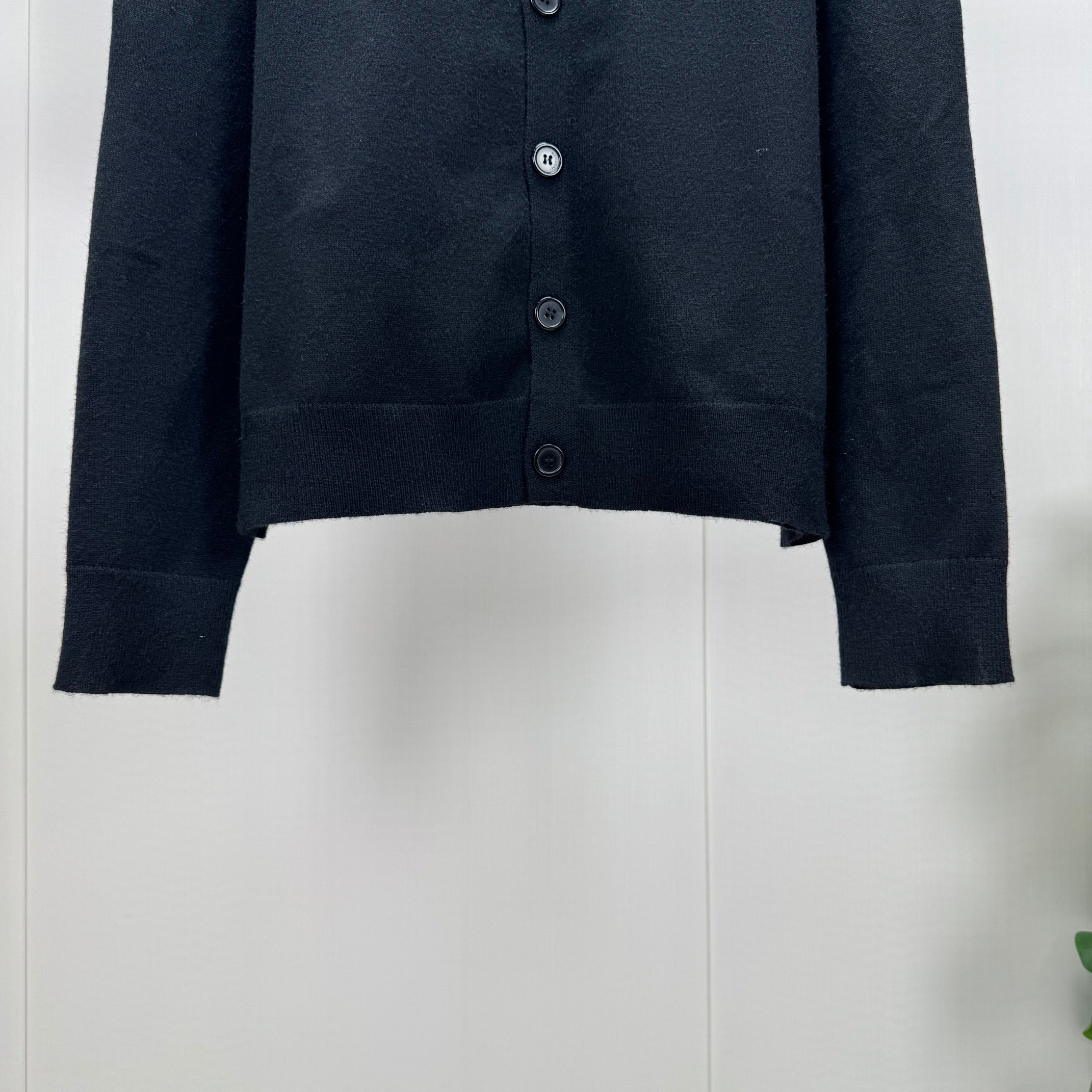 Custom-Made High-End Women’s Suit with Fresh Wool Needles in Early Autumn - 图片 4