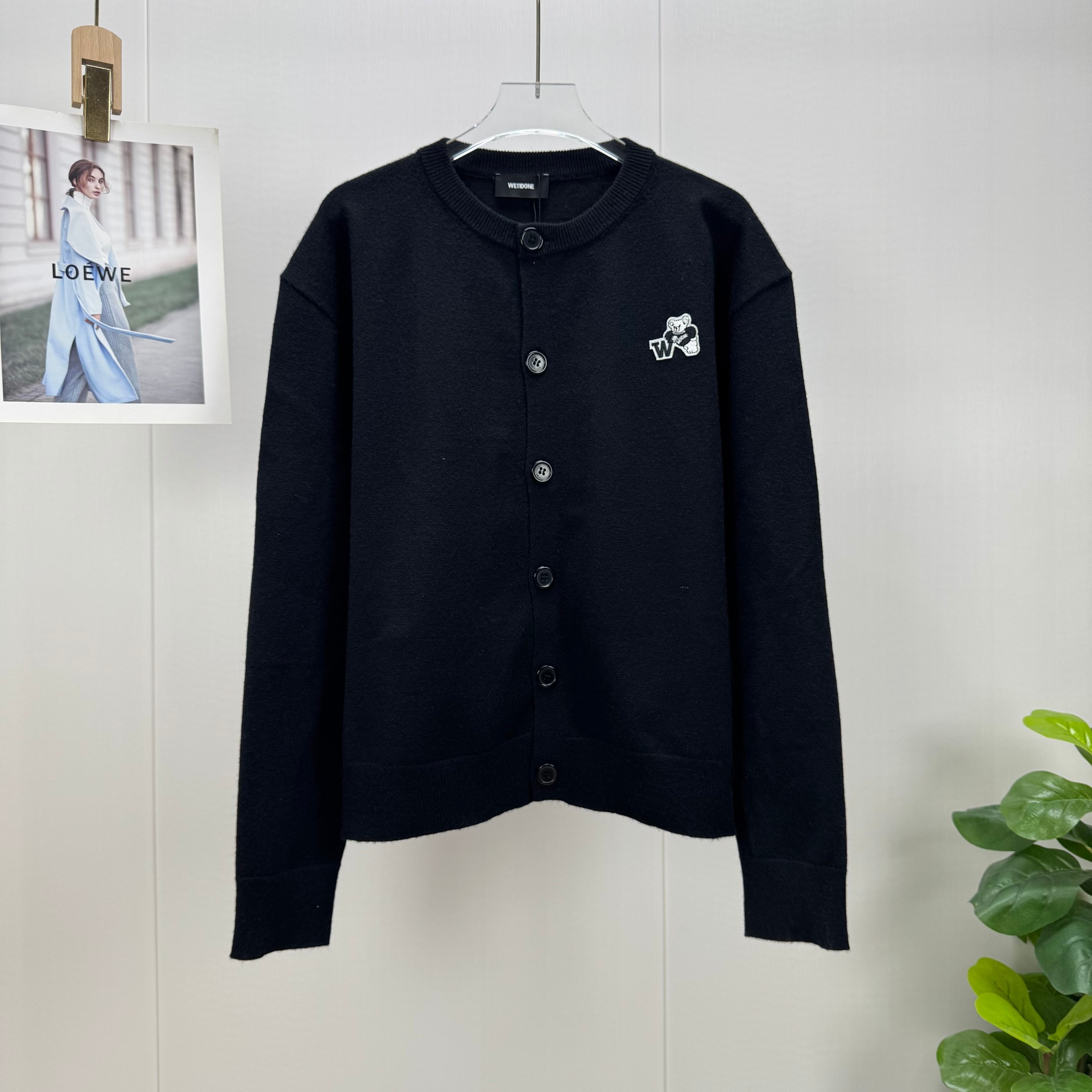 Custom-Made High-End Women’s Suit with Fresh Wool Needles in Early Autumn