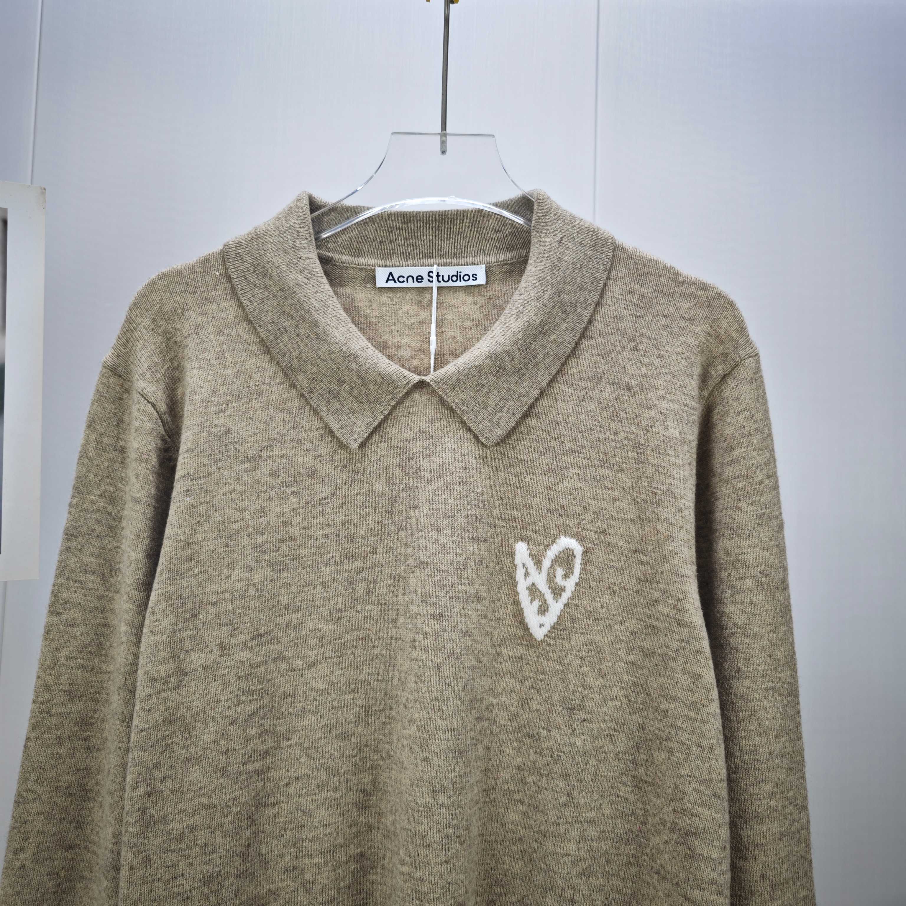 High-End Women’s Clothing: ACNE25 Heart-Weaving Wool Needles, Australian Hairy Fabric, Dark Ash Color - 图片 7