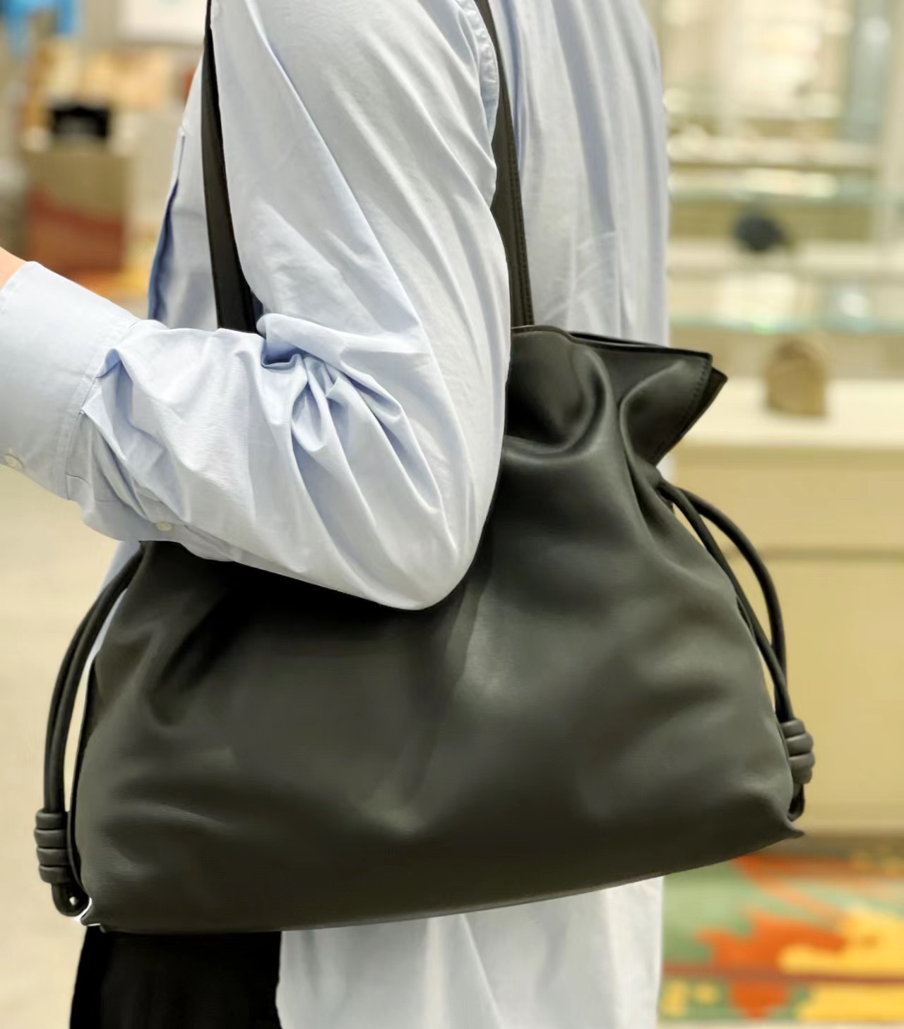 NO:192525,A must-have for commuting with the Luo family!  Put down the computer, huge capacity, new large lucky bag Flamenco,loewe19860909罗家通勤必备！放下电脑 容量巨大,新款 大号 福袋Flamenco,loewe,Bag