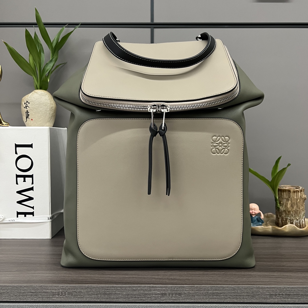 NO:342780,Luojia new backpack backpack arrives, Military backpacks, loewe, backpacks19860909罗家新款背包 双肩包 到货,Military背包,loewe,backpacks,Bag