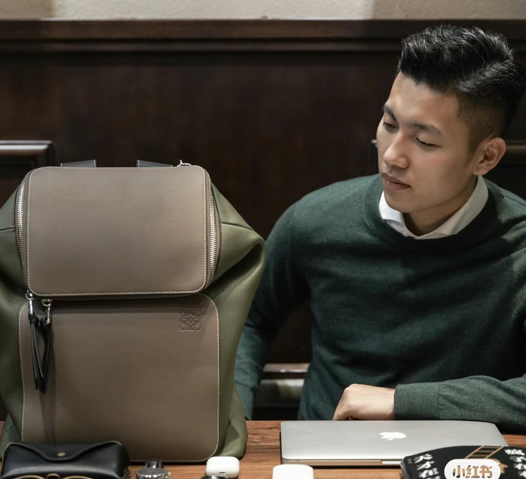 NO:342762,Luojia Goya Backack Backpack capacity, super quality is invincible~ Military backpack, loewe, backpacks19860909罗家Goya Backack 双肩包的容量 超 质量无敌了～,Military背包,loewe,backpacks,Bag