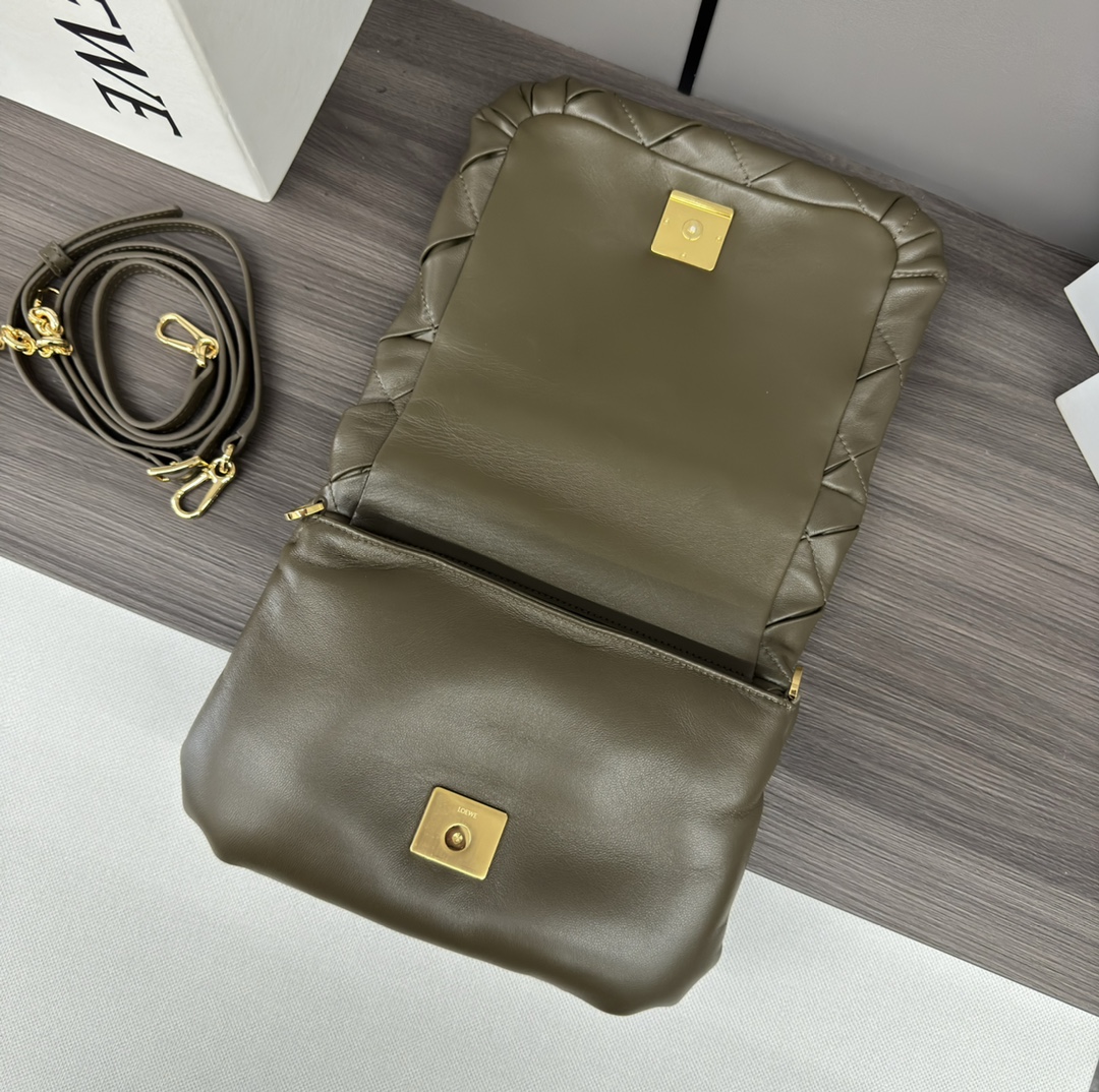 Loewe Puffer Goya Bag in Folded Shiny Nappa Leather with Chain - Olive Green 8 i1720961367 8985 6