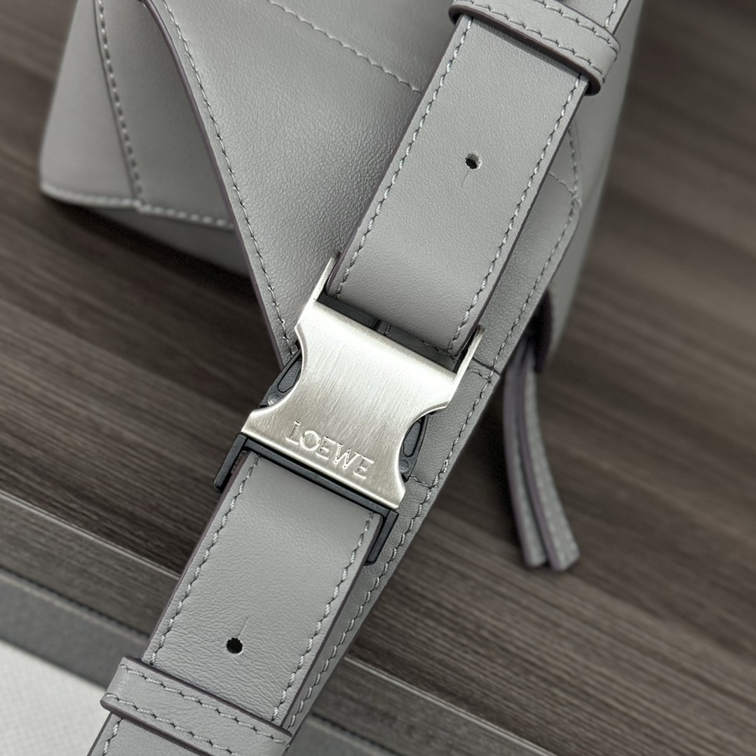 Loewe Puzzle Mini Leather Belt Bag Crossbody, Adjustable Strap, Gray 7 i1730218165 3138 5