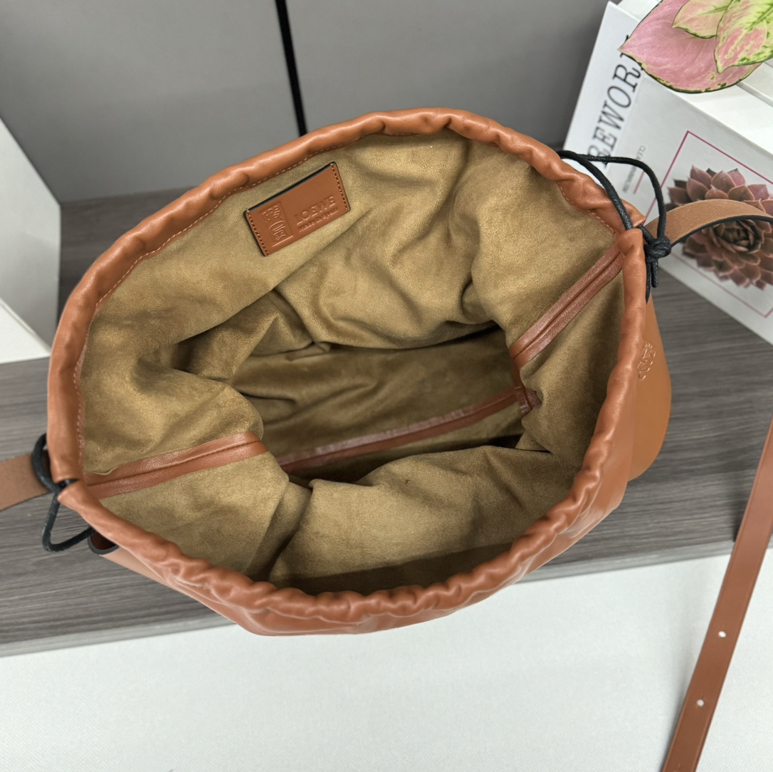 Roger Vivier 艺术家合作系列 手袋包 7