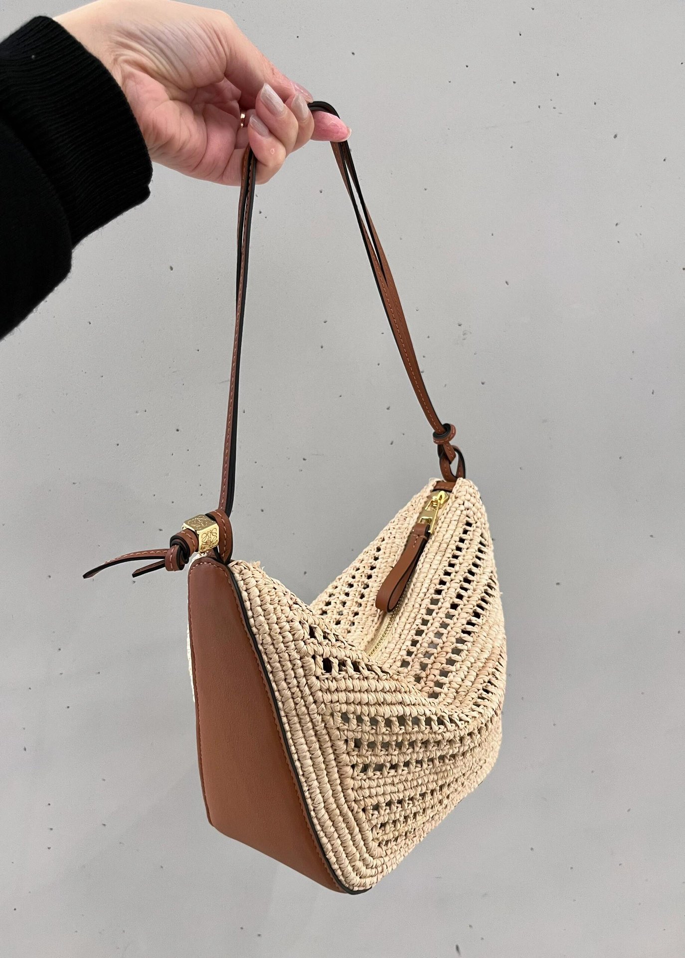 NO:192688,New Rafia Hammock Hobo straw weaving, high-end (vegetable basket), espadrilles19860909新款 拉菲草Hammock Hobo 草编,高版本（菜篮子）,espadrilles,Bag