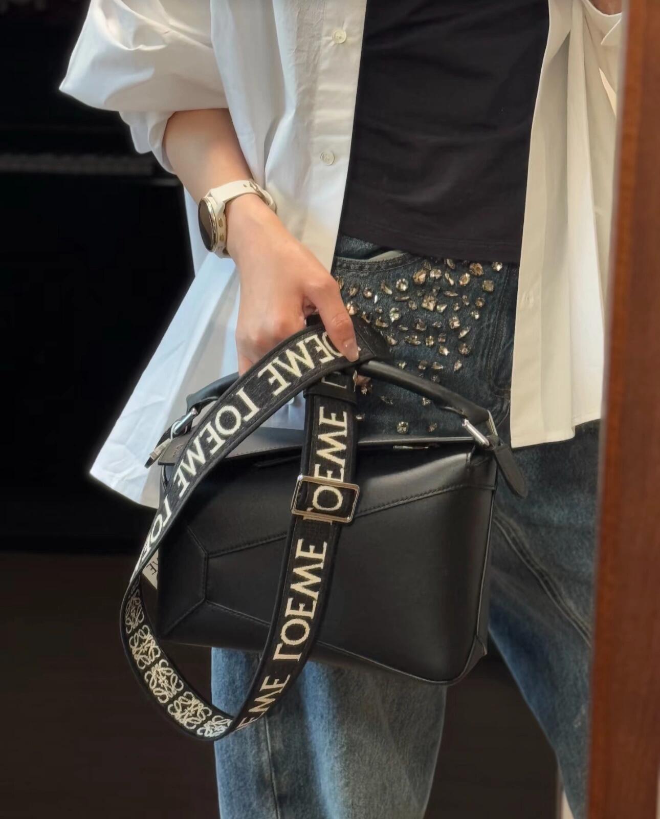 NO:192681,Universal wide shoulder straps, a magic tool for matching bags, donuts, embroidered shoulder straps (purchased separately)19860909万能宽肩带 包包的搭配神器,甜甜圈 刺绣肩带（单独购买）,Bag