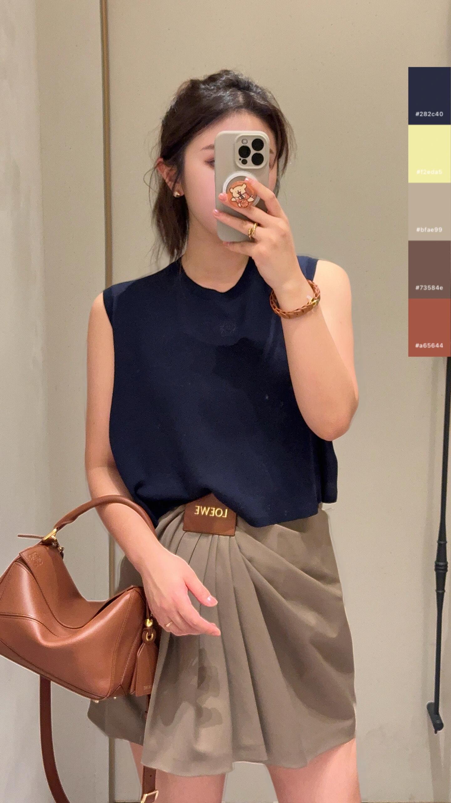 Loewe Puzzle Featherlight Leather Satchel, Adjustable Strap, Crossbody Handbag 3 i1743440534044 4337 0 1