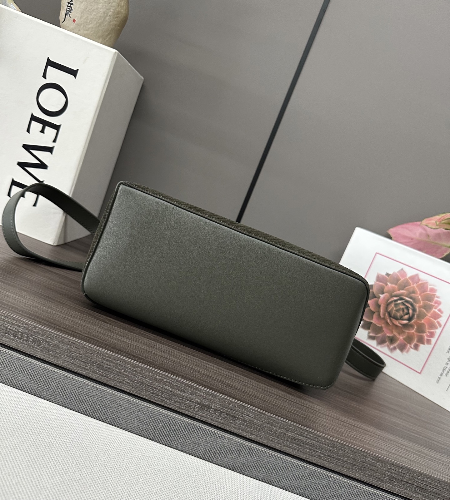 LOEWE Puzzle Edge 手提包包,loewe 4