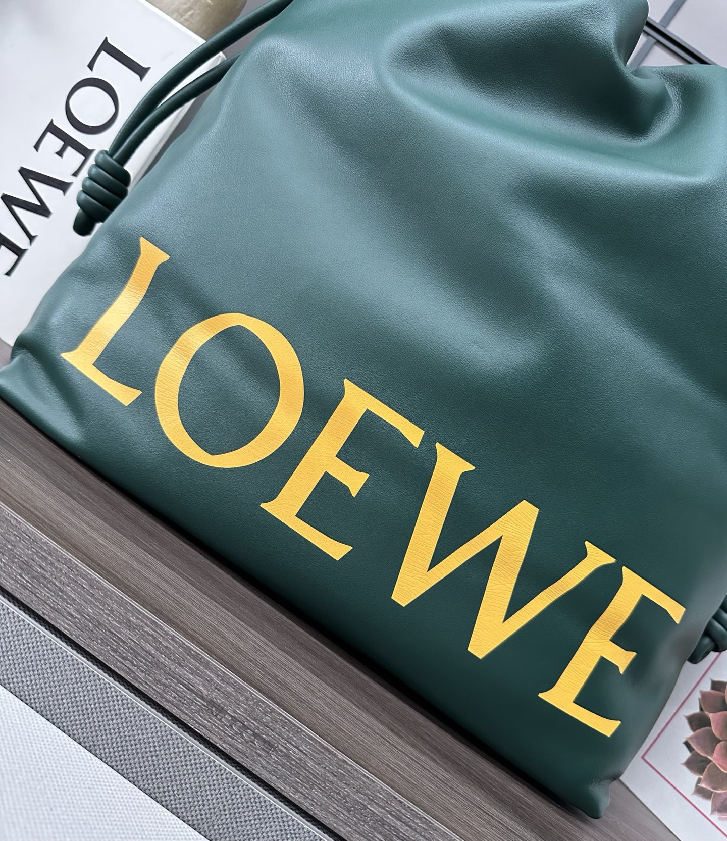 LOEWE Flamenco Tote手袋包,loewe 6
