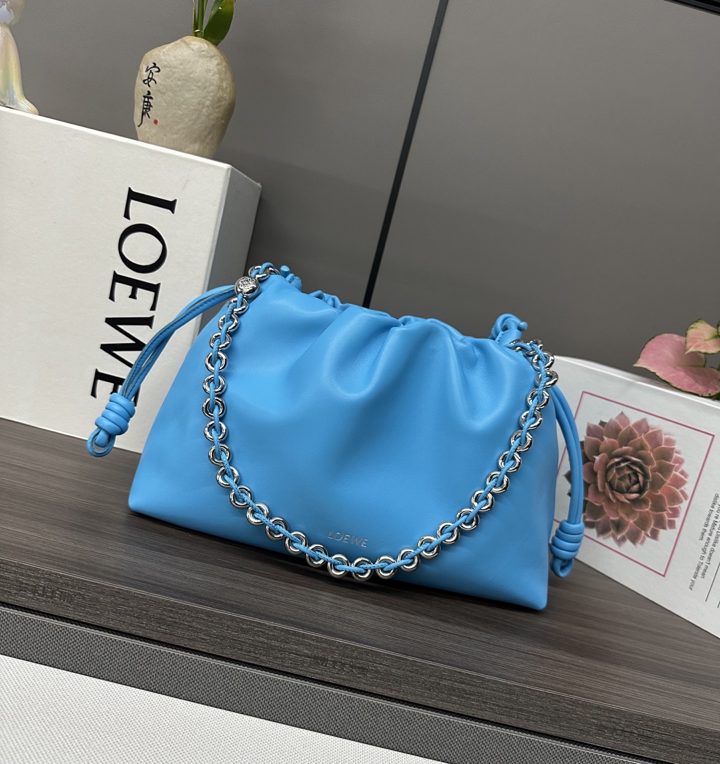Loewe Flamenco Purse in Nappa Leather with Chain Detail | Stylish Handbag 1 i1744512528733 4191 0 0