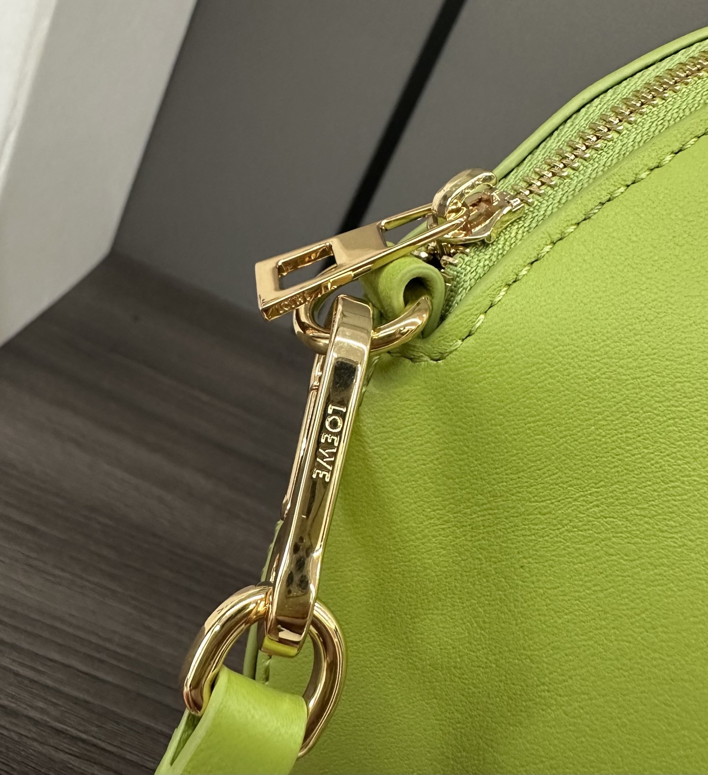 Loewe Anagram Snake Year Limited Edition Green Leather Round Crossbody Bag 7 i1744998973058 632 0 6