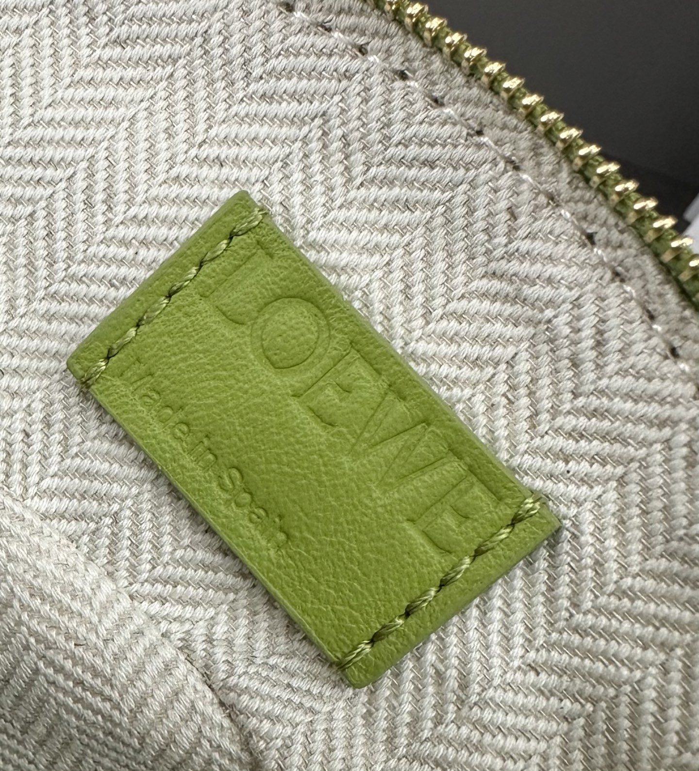 Loewe Anagram Snake Year Limited Edition Green Leather Round Crossbody Bag 9 i1744998973058 9144 0 8