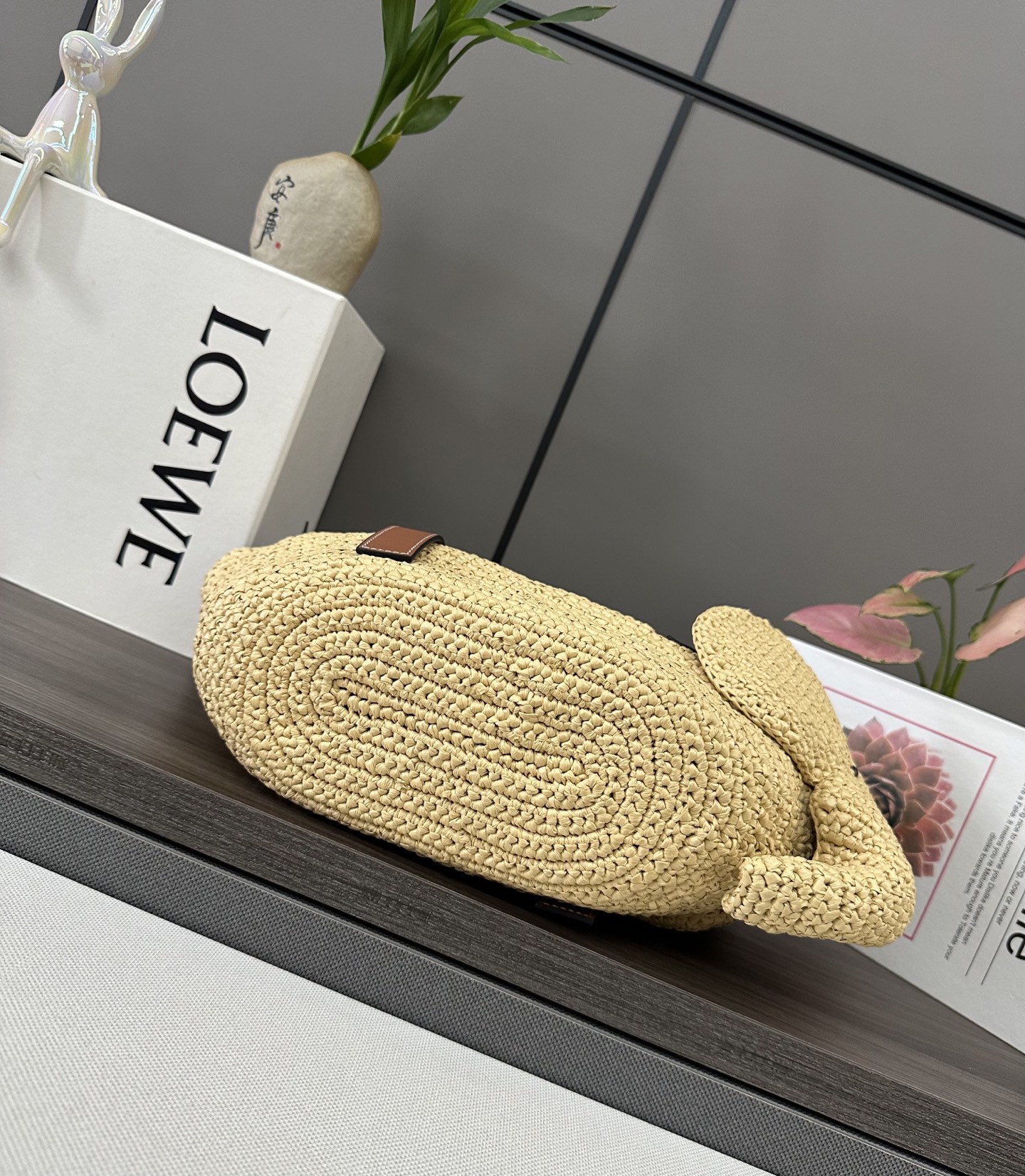 Loewe Raffia and Leather Elephant Basket Bag,Natural/Tan, 35*17*16 4 i1745133213159 8092 0 3