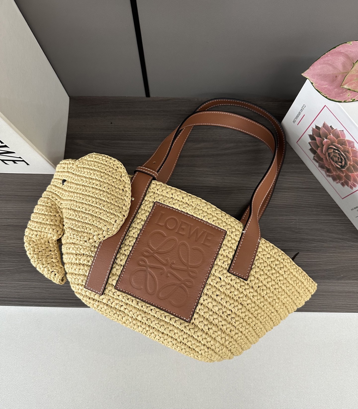 Loewe Raffia and Leather Elephant Basket Bag,Natural/Tan, 35*17*16 5 i1745133213159 9904 0 4