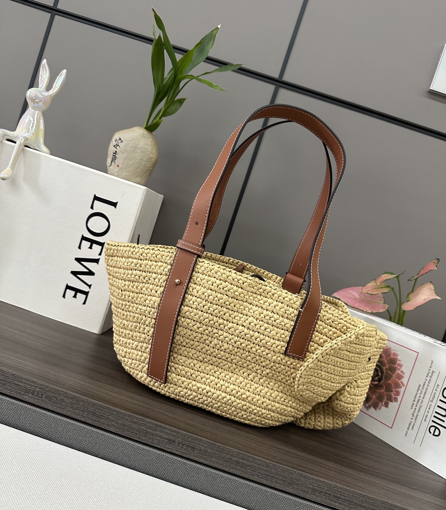 Loewe Raffia and Leather Elephant Basket Bag,Natural/Tan, 35*17*16 3 i1745133223324 2831 0 2