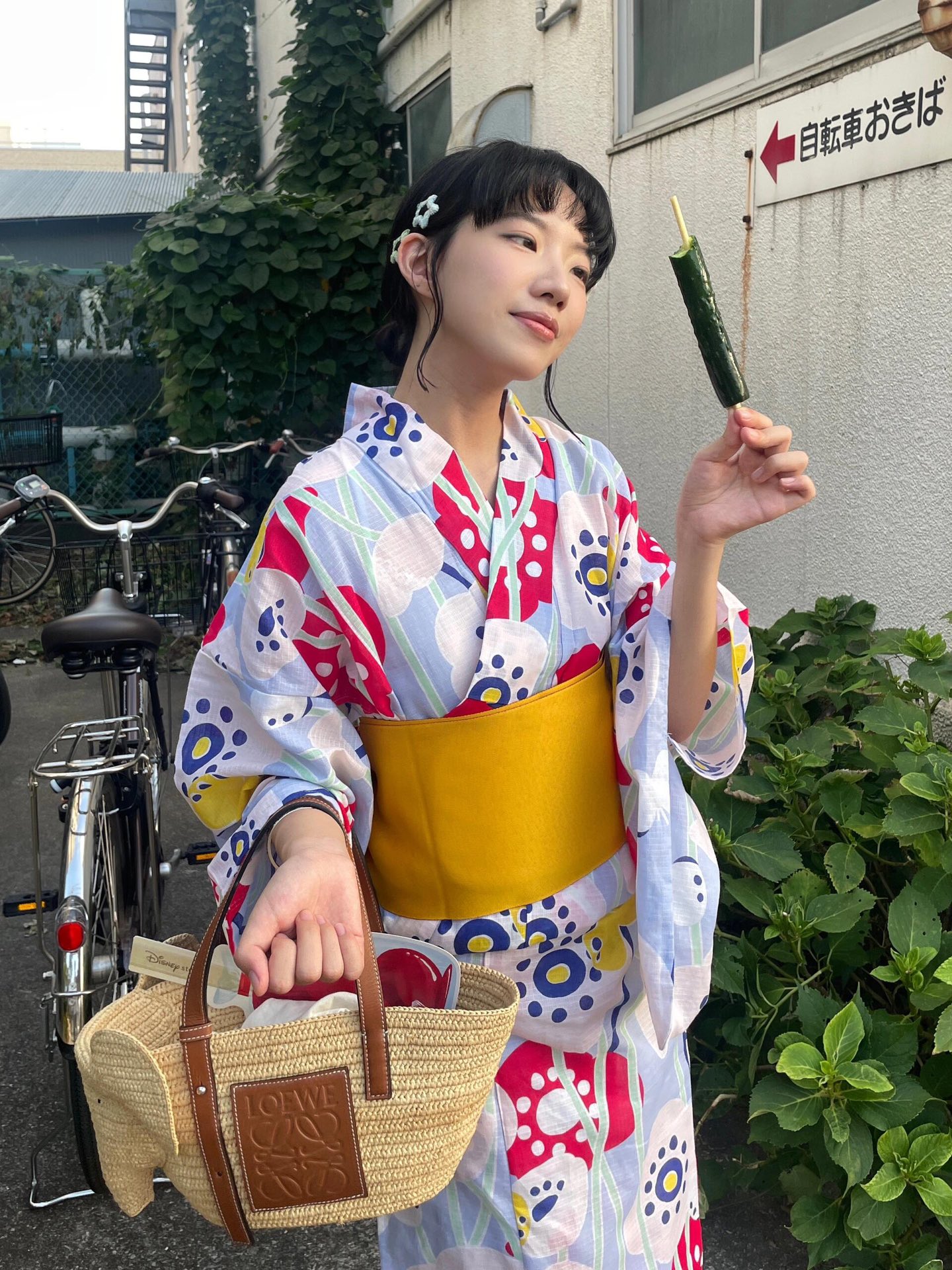 NO:193533,This little elephant vegetable basket of Luo's family is simply too cute. Natural Rafite is made of pure hand-woven, high-end (vegetable basket), loewe19860909罗家这款小象菜篮子简直不要太可爱了 天然拉菲草材质纯手工编织而成,高版本（菜篮子）,loewe,Bag