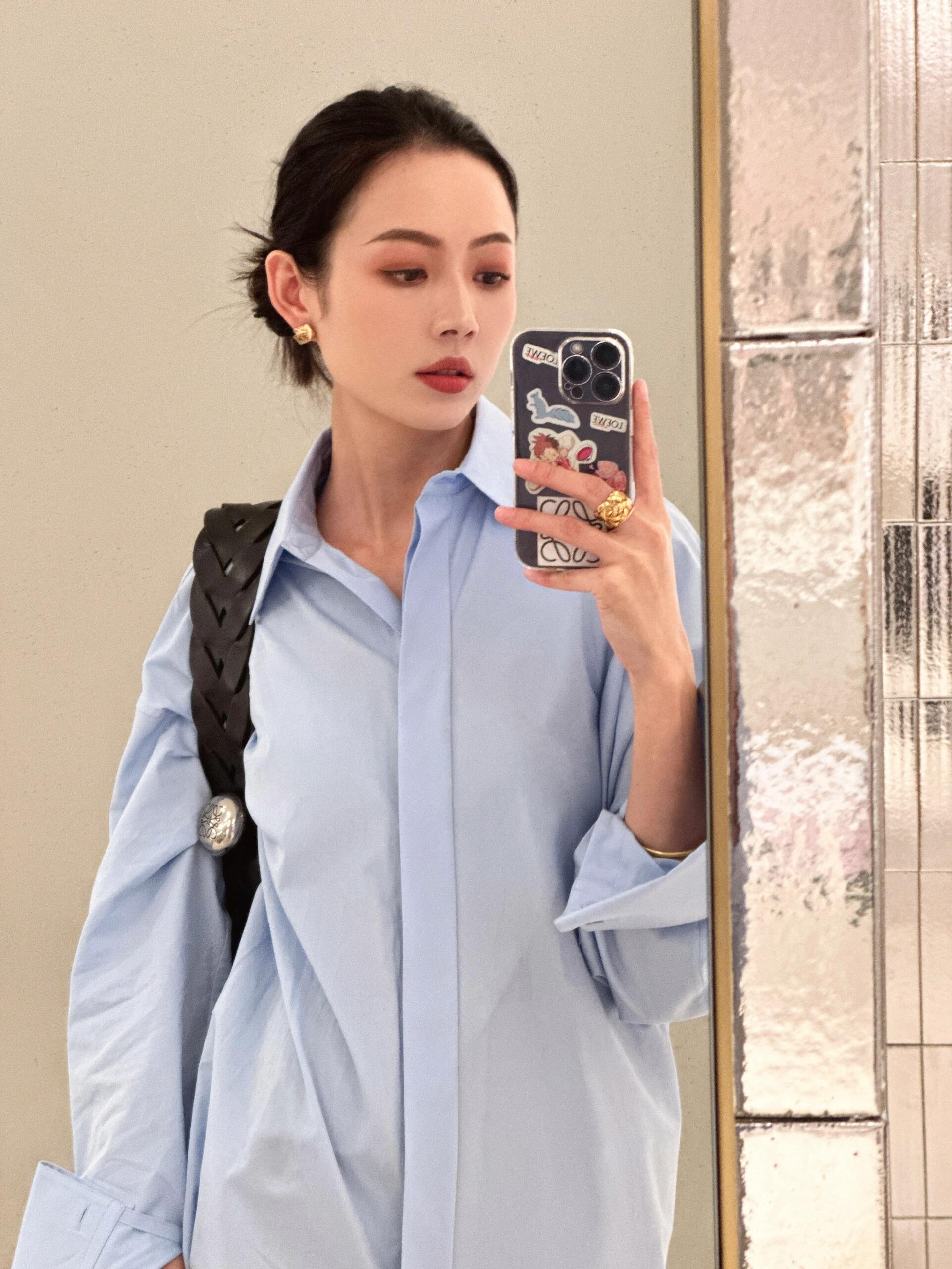 NO:342952,The upper body effect is super cool and it looks good no matter how you match it!  , New     Pebble Bucket Bucket19860909上身效果超酷怎么搭都好看！,新款    Pebble Buc,Bag