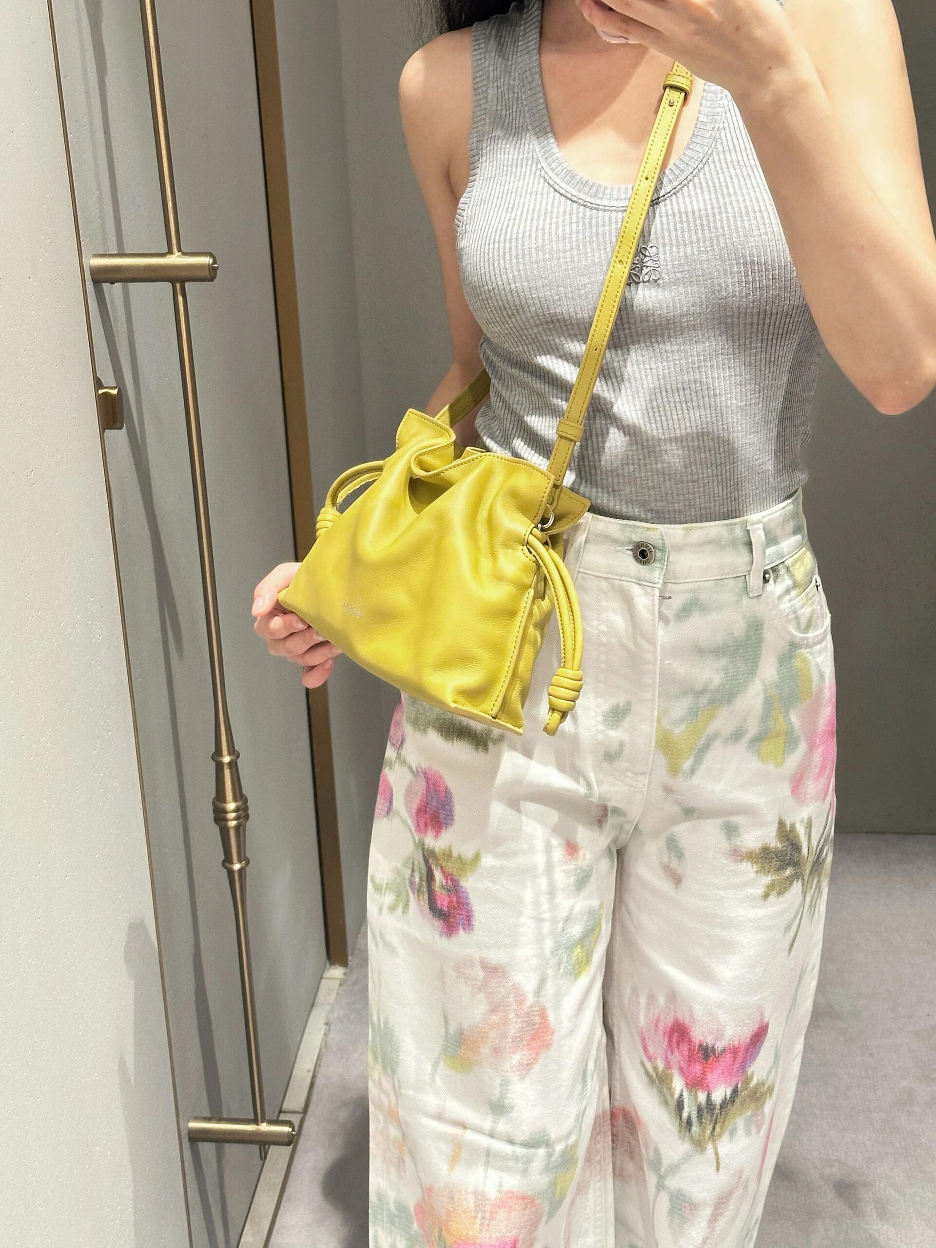 NO:342381,The cute energy of ginger. The new color matching of small lucky bags is here |||The best contrasting color is yellow. The super-right ginger lucky bags can definitely bring different surprises to daily wear [Party R], Flamenco lucky bags (small)19860909姜黄色的可爱元气 小号福袋新配色来喽|||撞色最好搭的莫过于黄色系了吧 超正的姜黄色福袋我相信一定可以给日常的穿着带来不一样的惊喜哦[派对R],Flamenco福袋（小号）,Bag