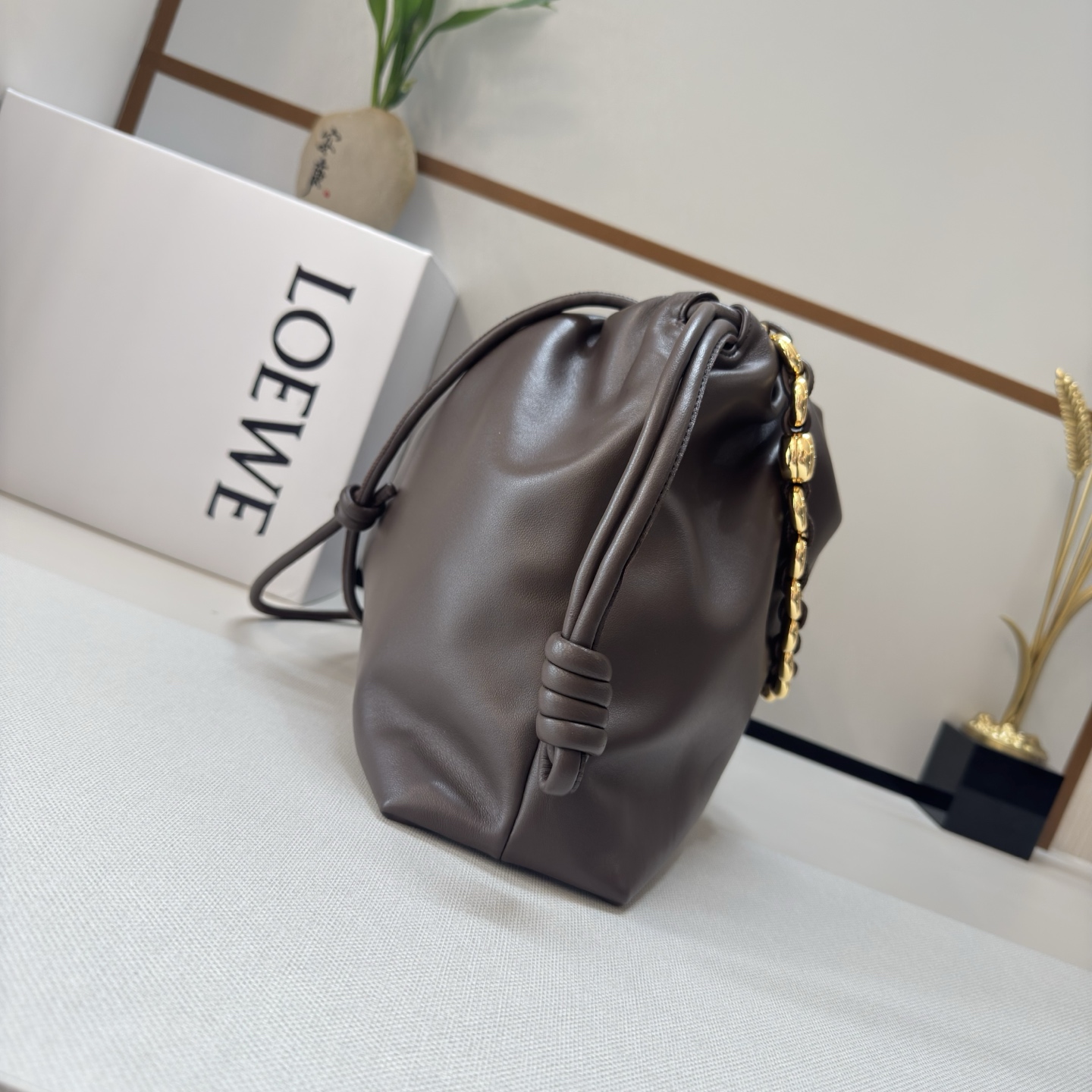 Loewe Style Brown Leather Crossbody Bag Bags Crossbody Bag detail image 2 from source 770710